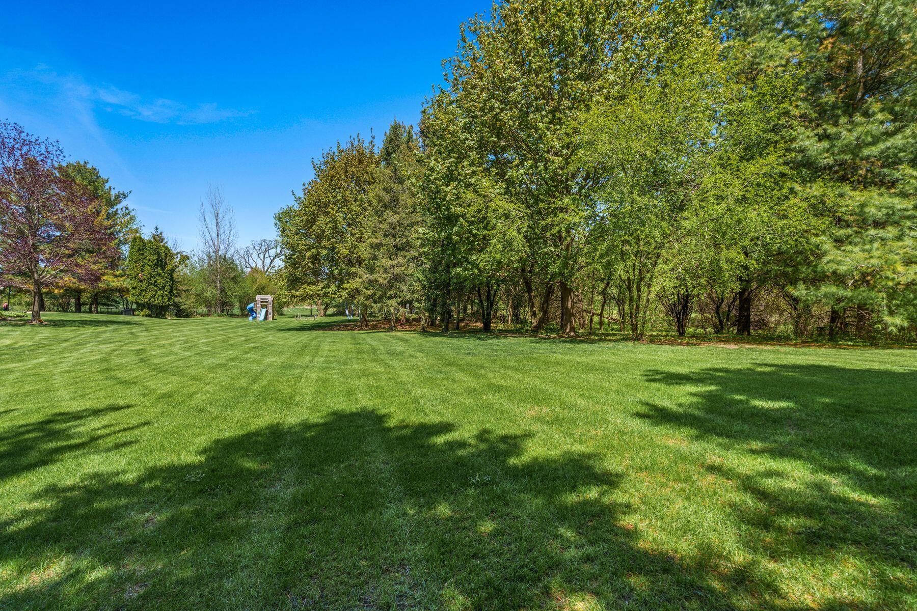 W291N1124 Churchview Dr
