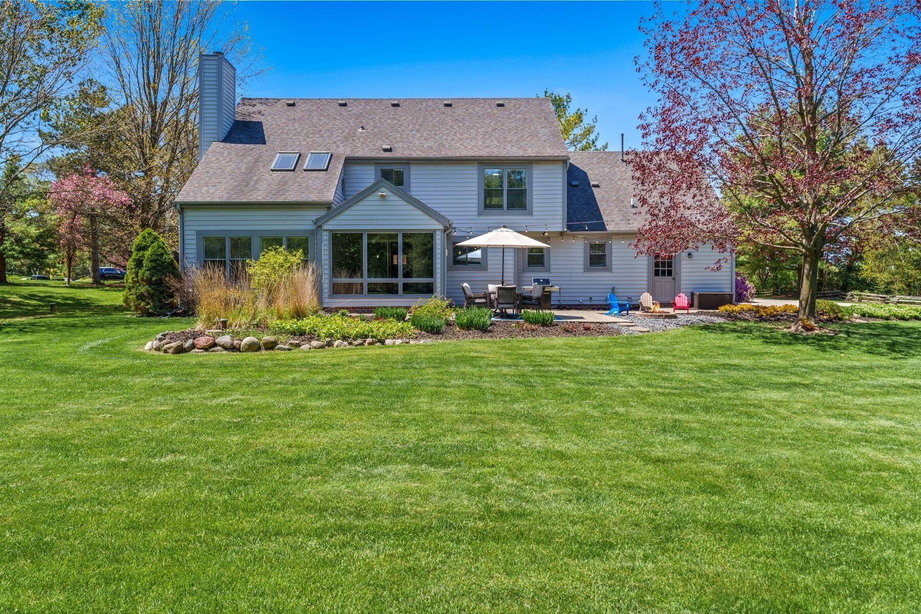 W291N1124 Churchview Dr