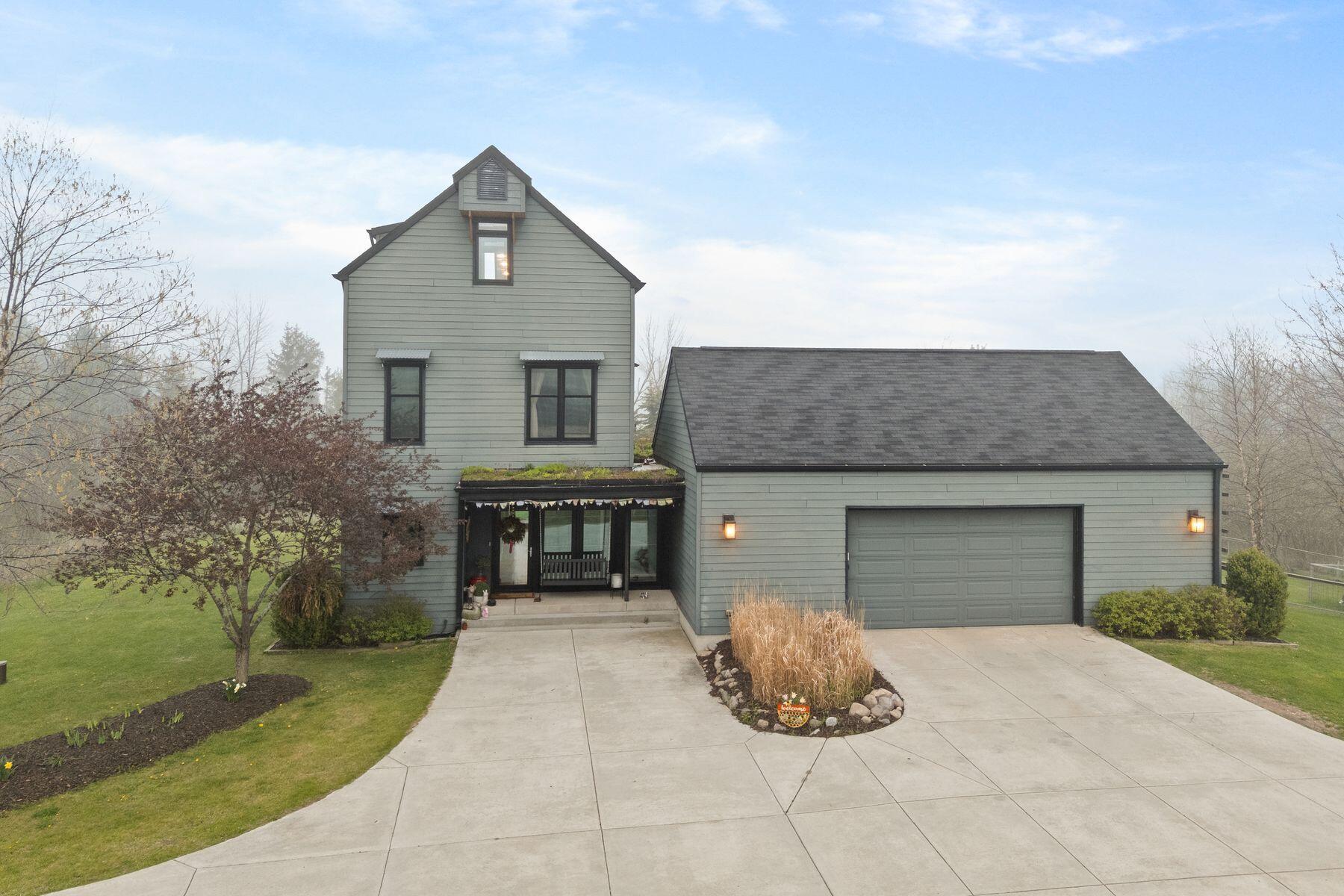 1038 Lakeland Rd