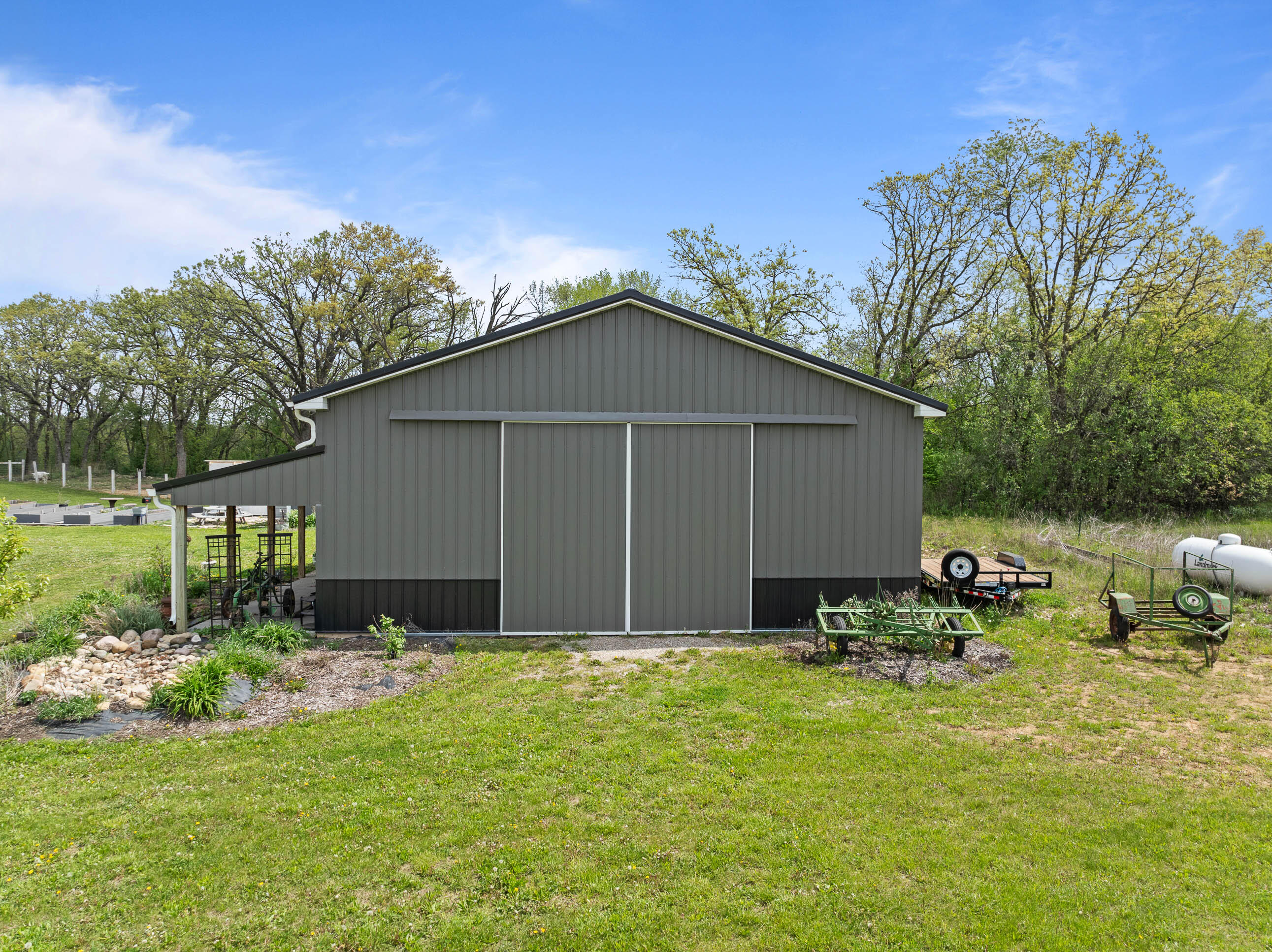 2577 Back Rd
