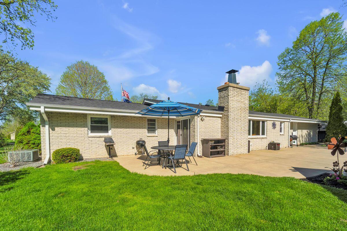 4619 Stonebridge Dr