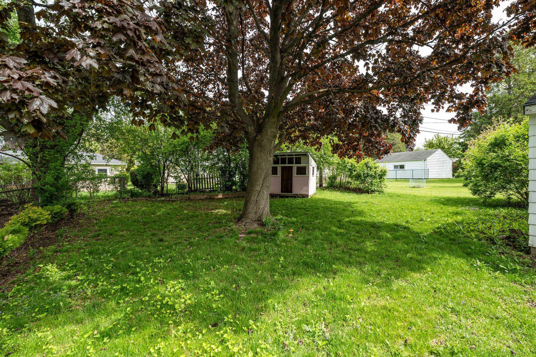 604 N 99th St