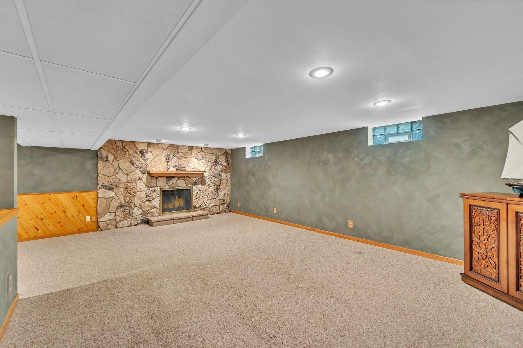 250 13th Ave