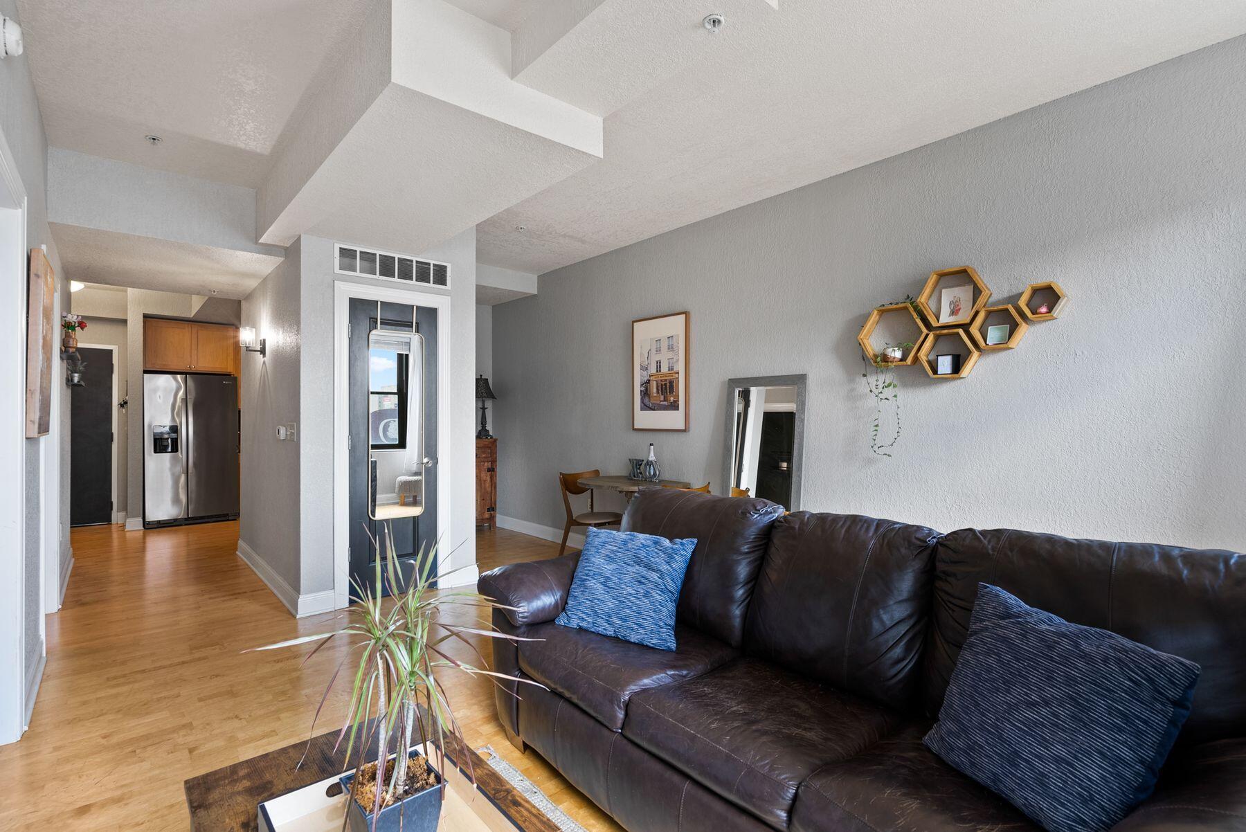606 W Wisconsin Ave