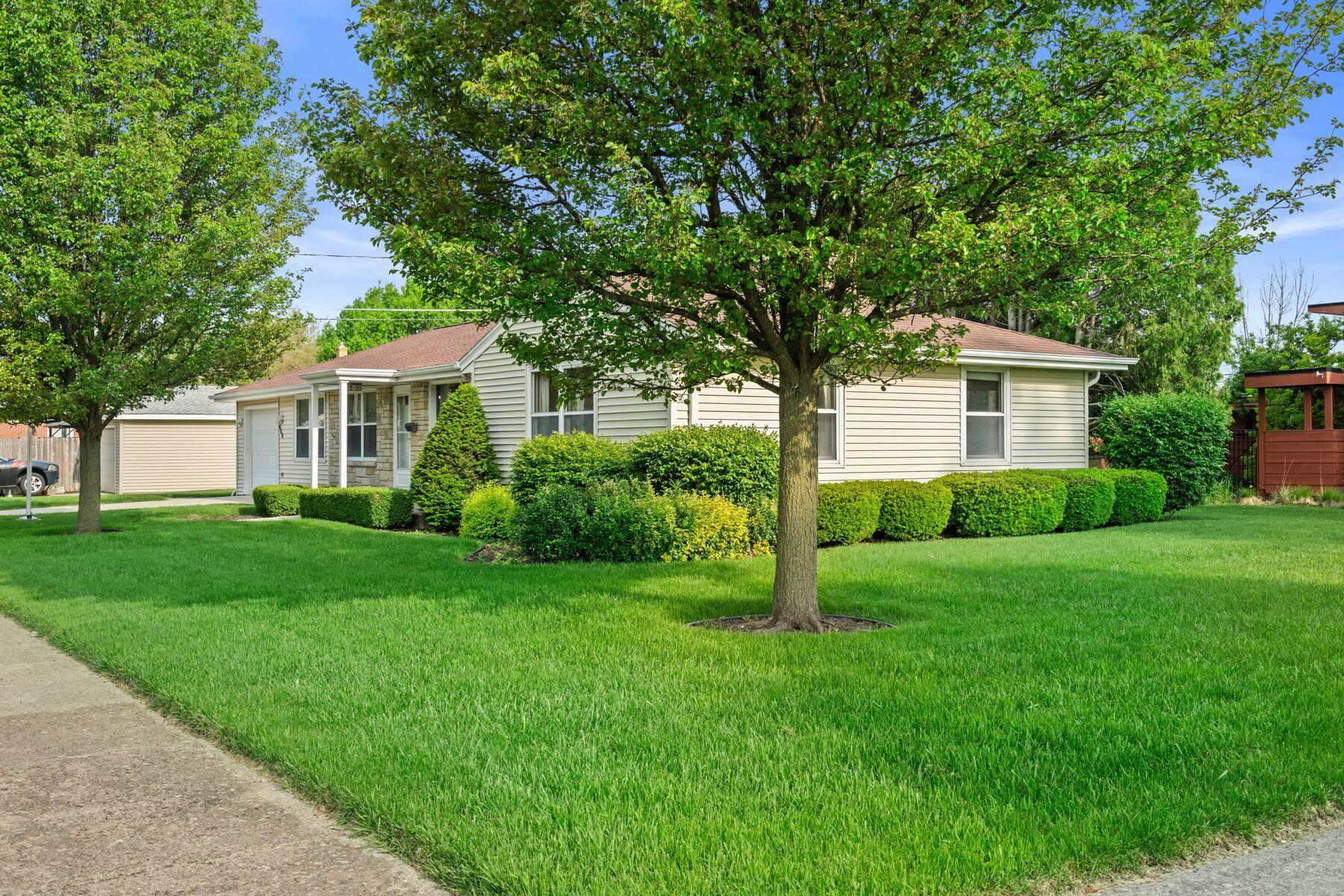 600 Lombard Ave