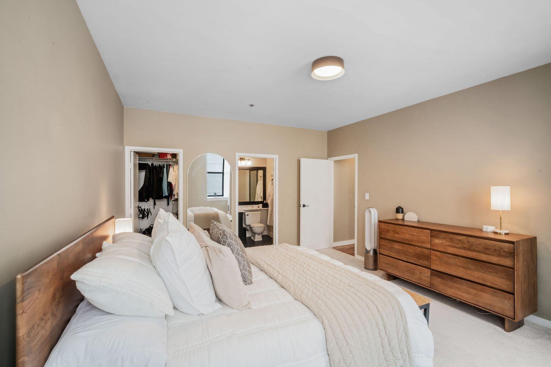 234 N Broadway -