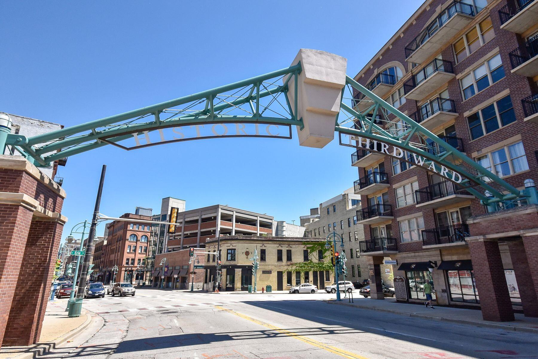 234 N Broadway -