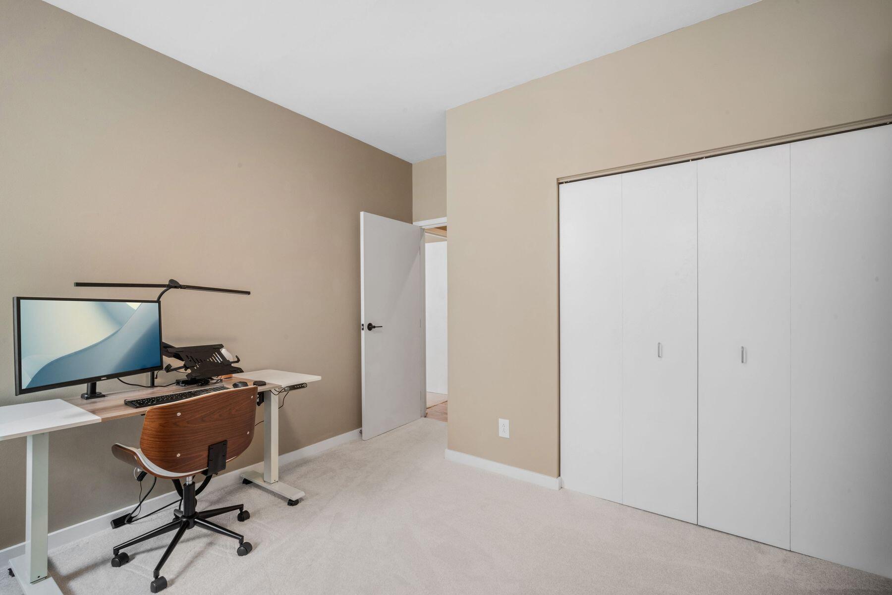 234 N Broadway -