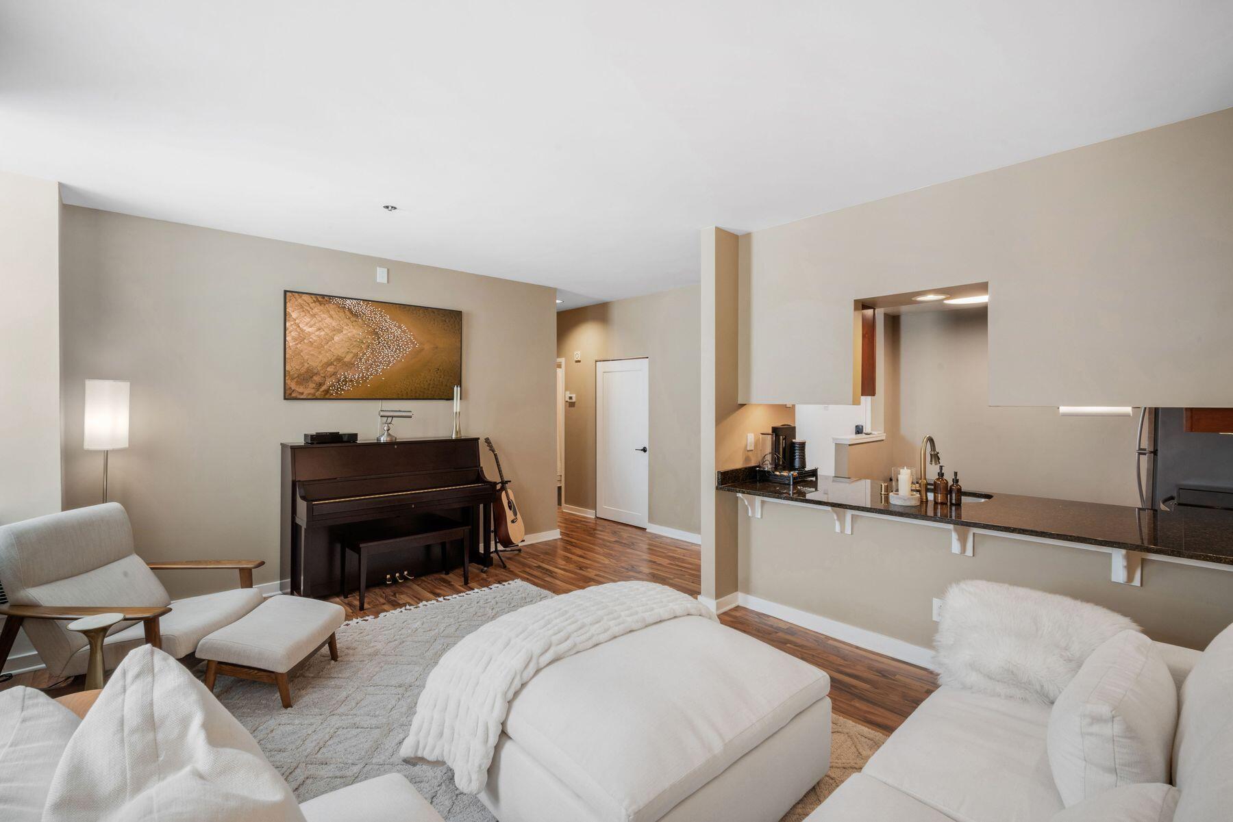 234 N Broadway -