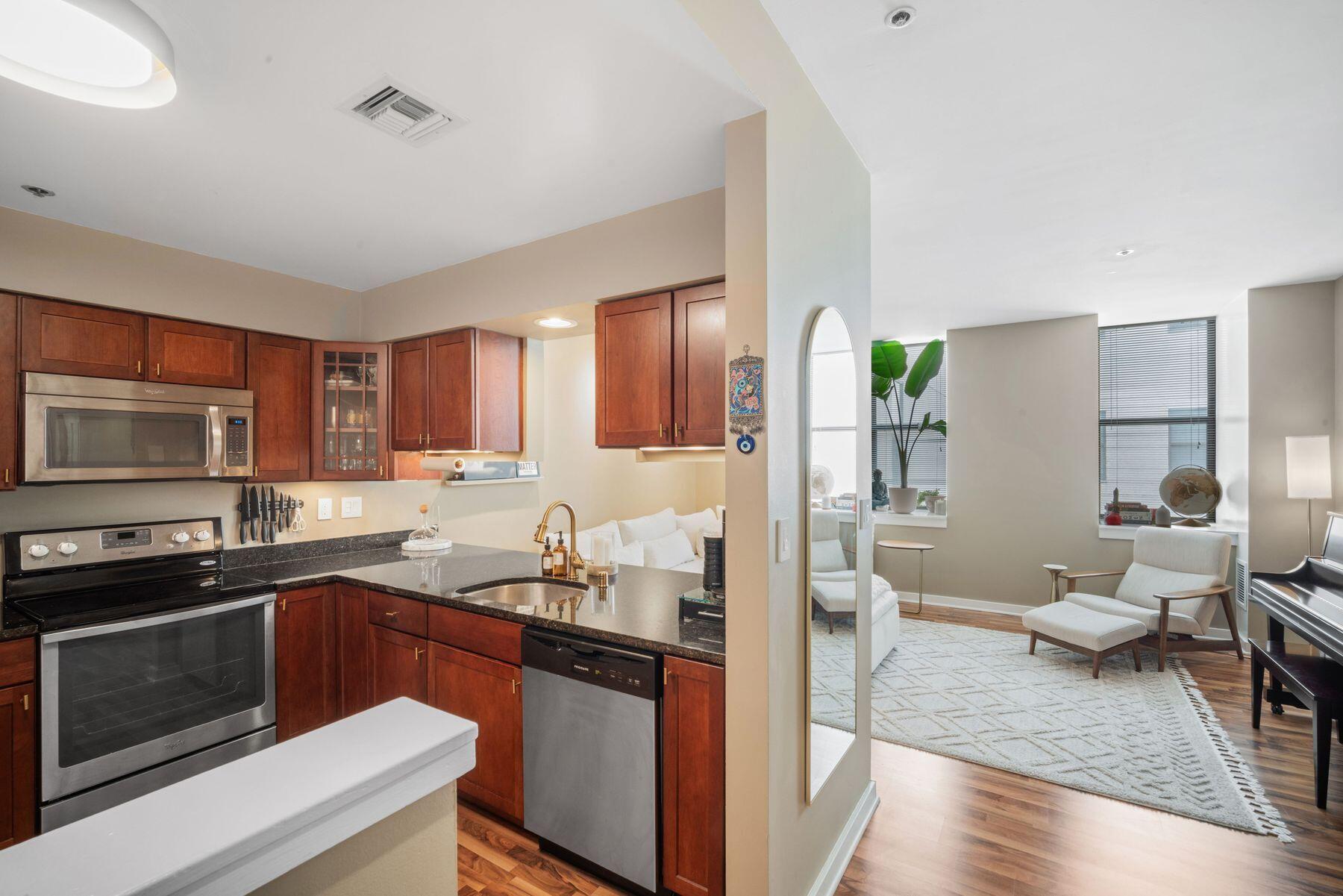234 N Broadway -