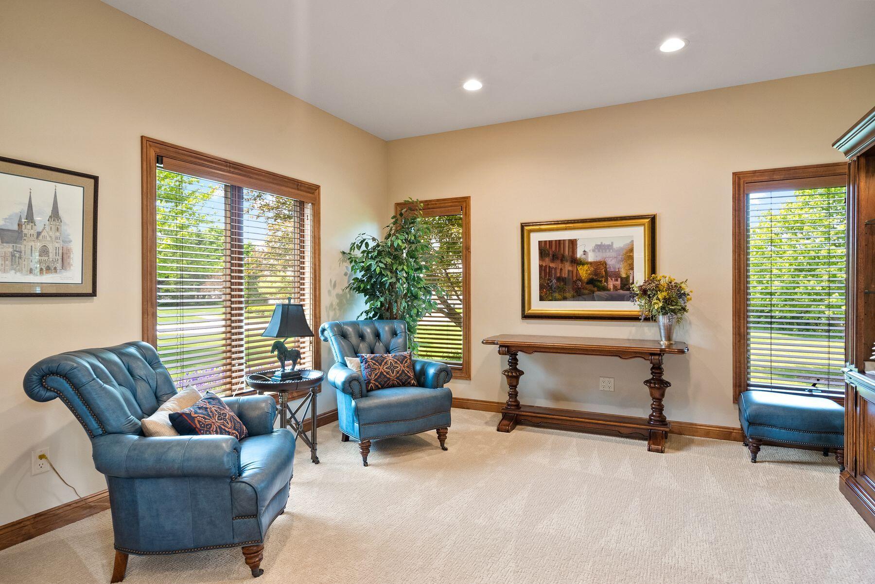 842 Ringtail Ct