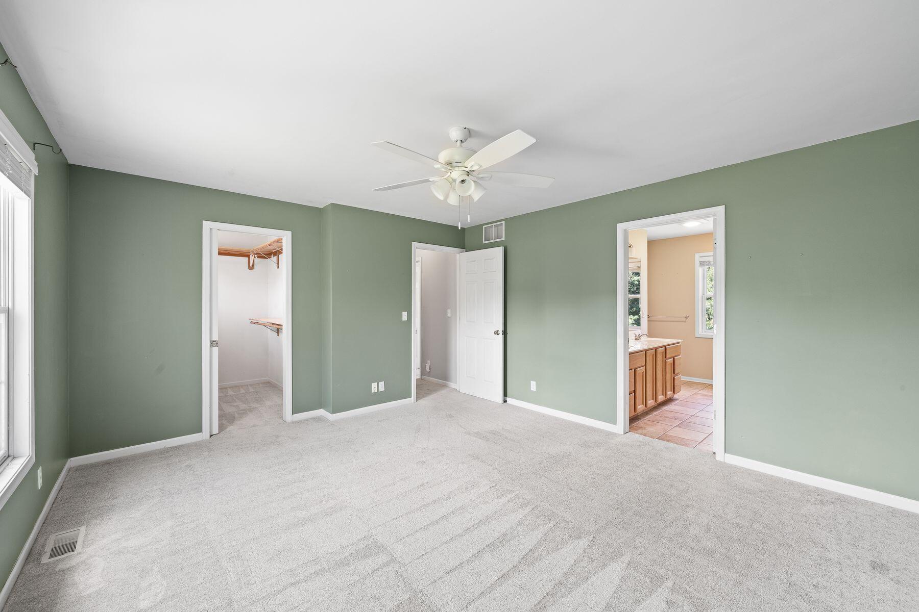 406 Lakewood Dr