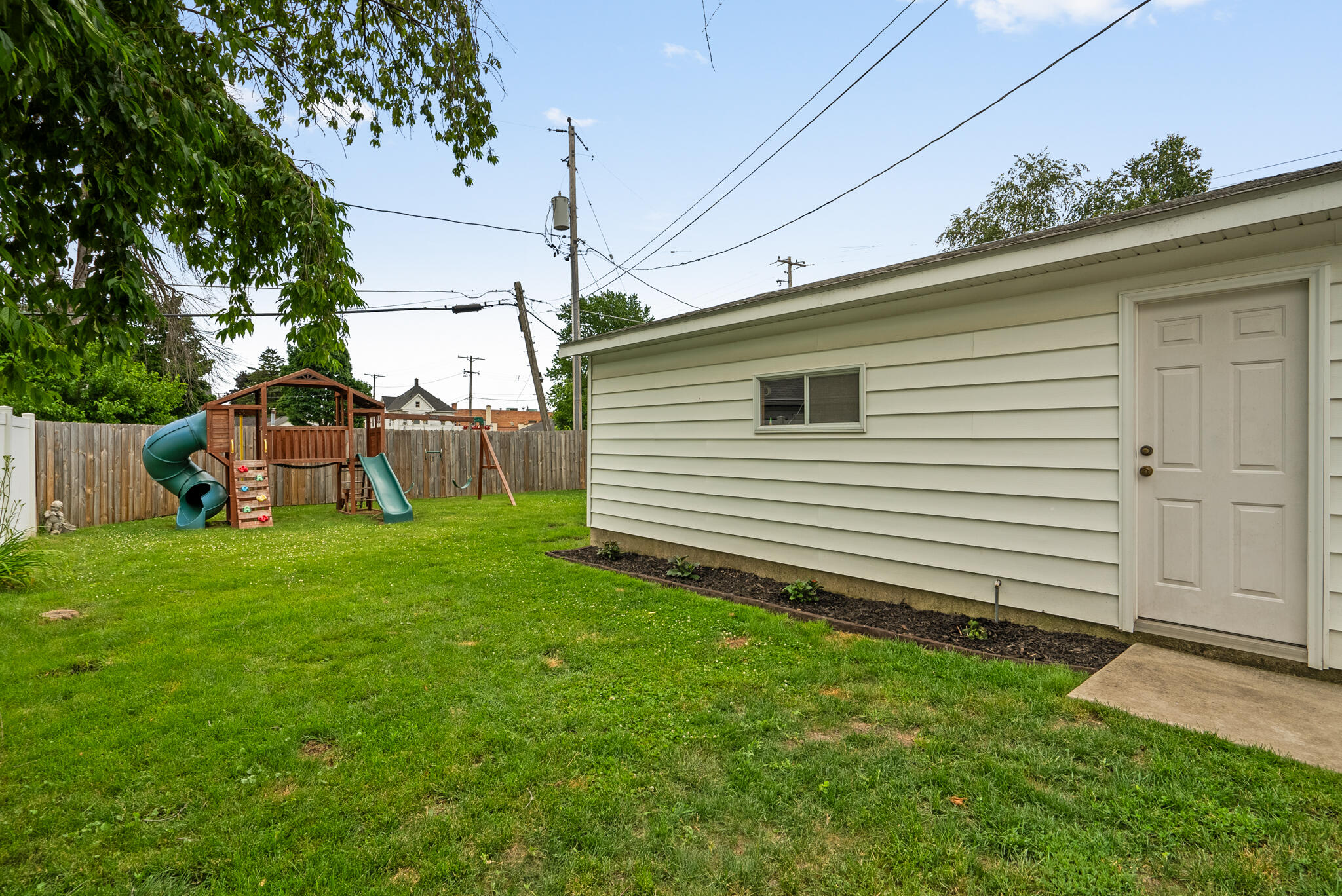 1133 Arthur Ave