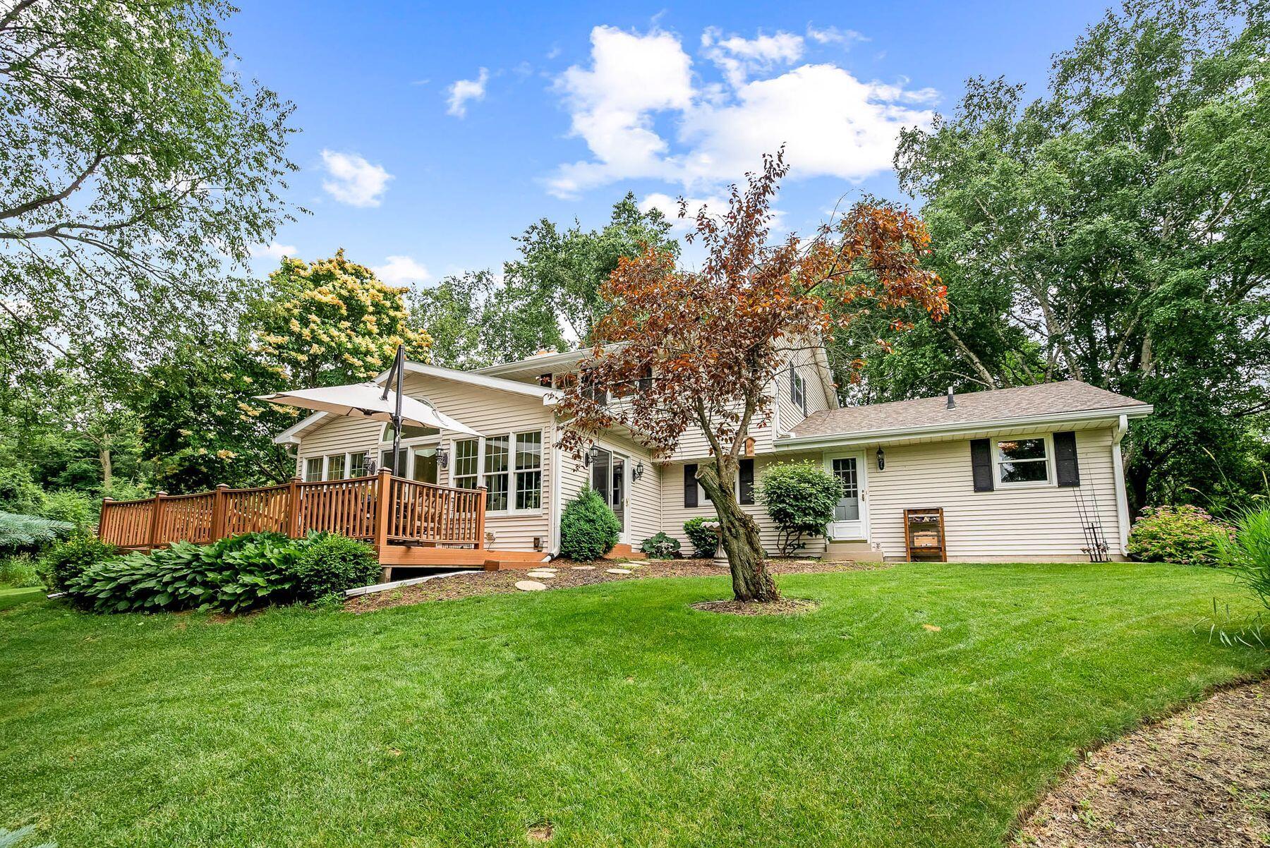 10930 Hidden Valley Dr