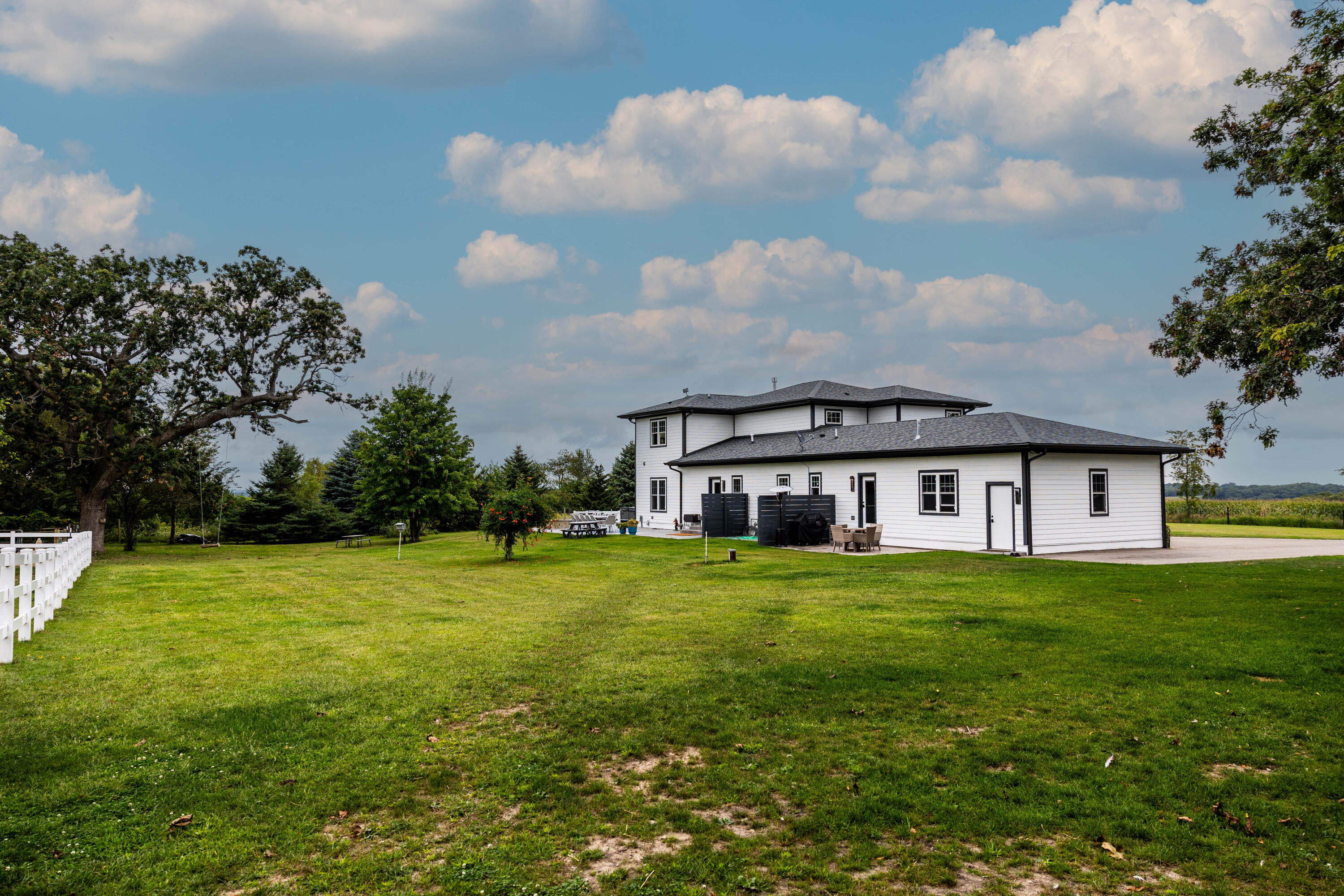 W1940 County Road D -