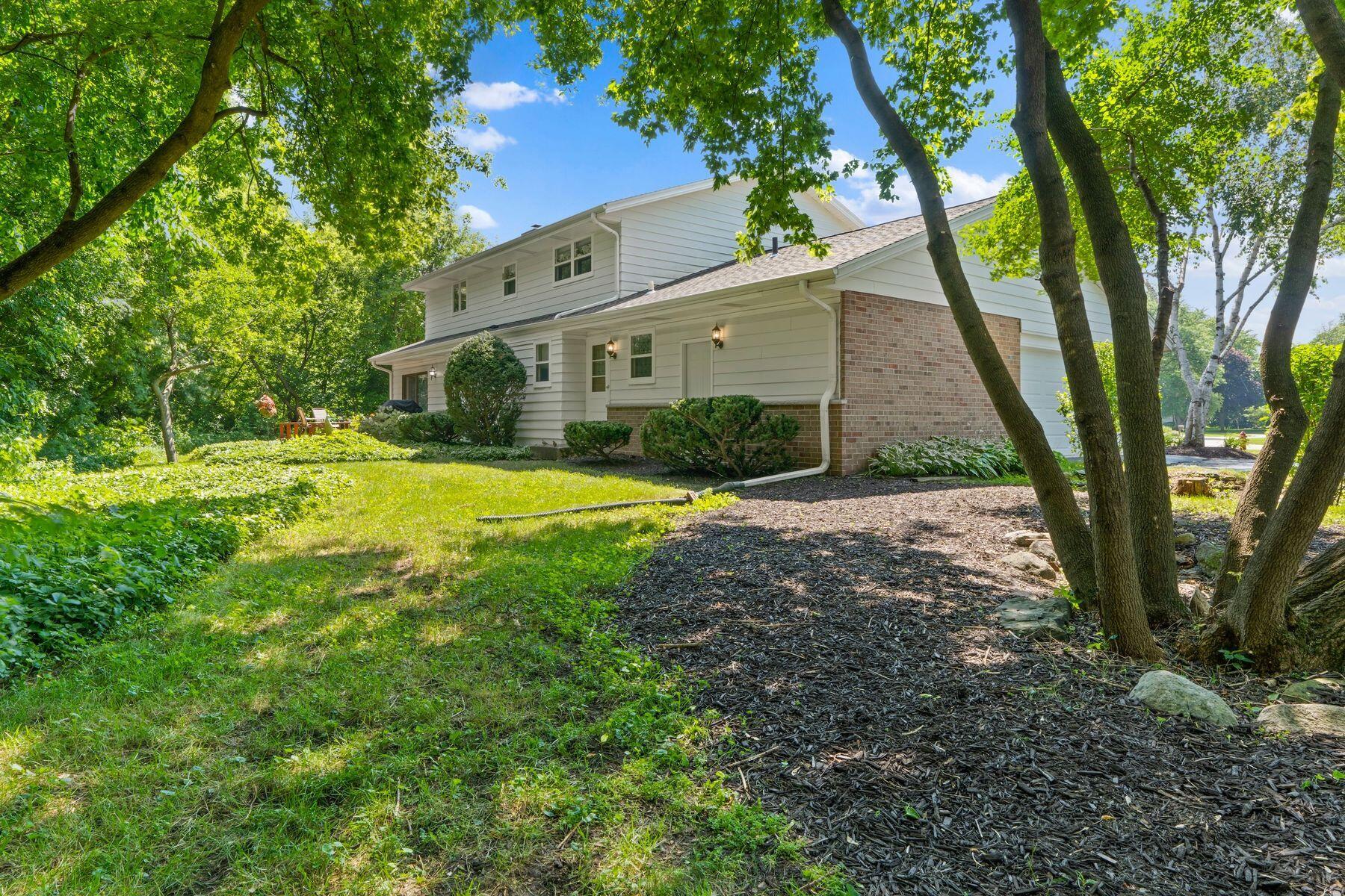 21330 Almesbury Ct