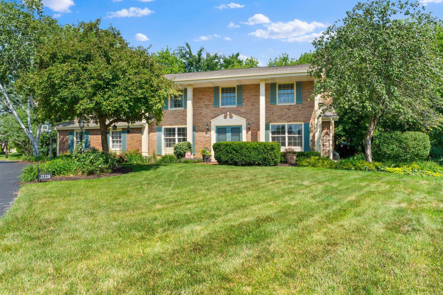 21330 Almesbury Ct