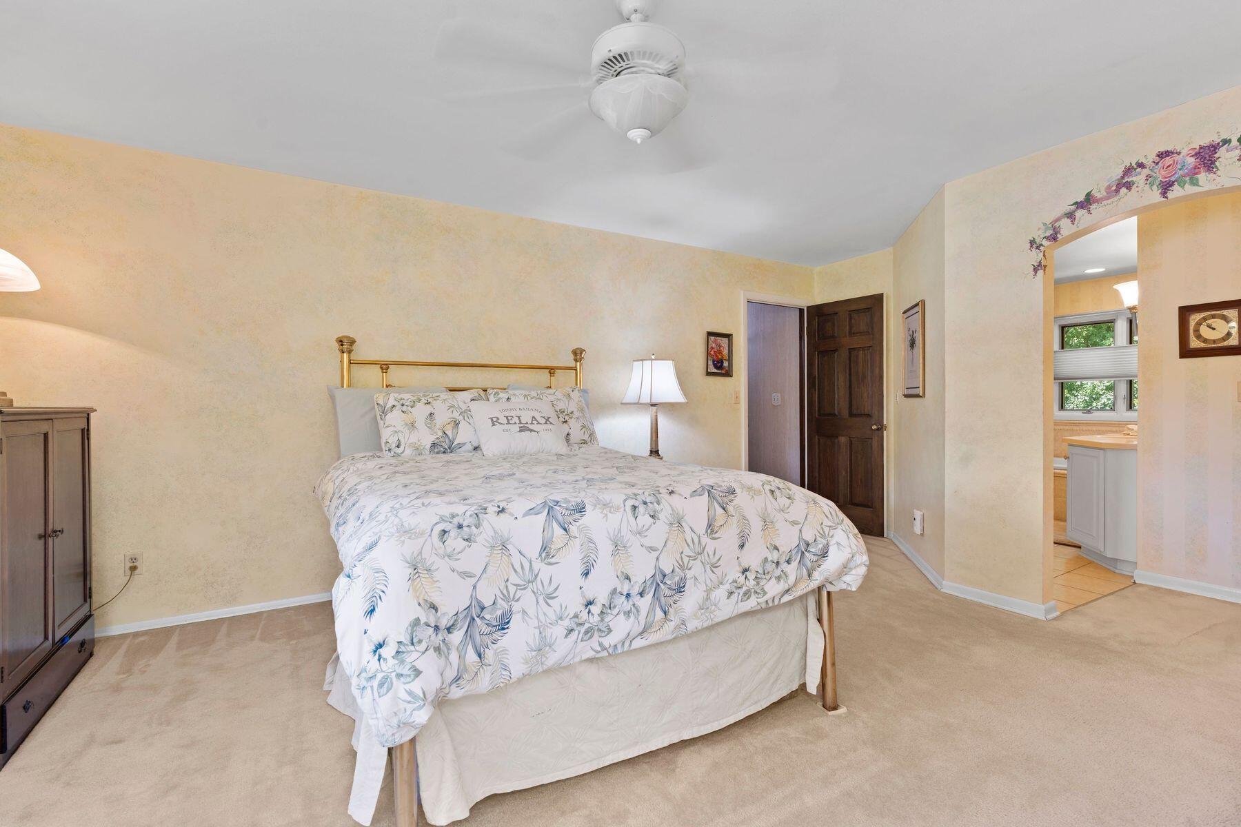 21330 Almesbury Ct