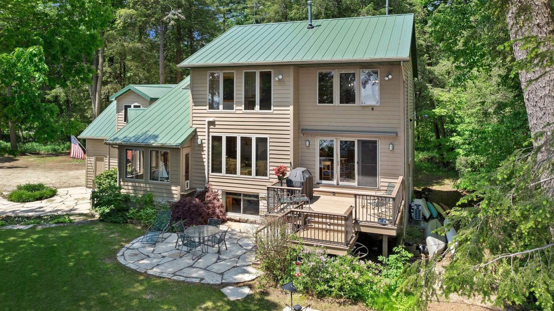 N2315 Foster Rd N