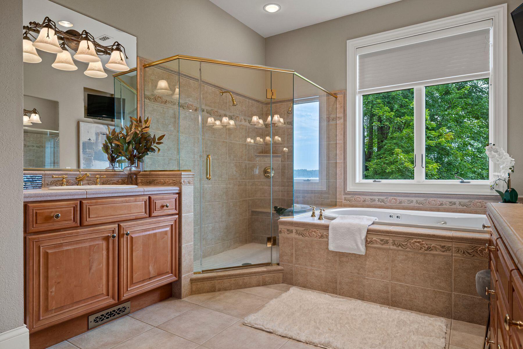 1472 Council Hill Trl