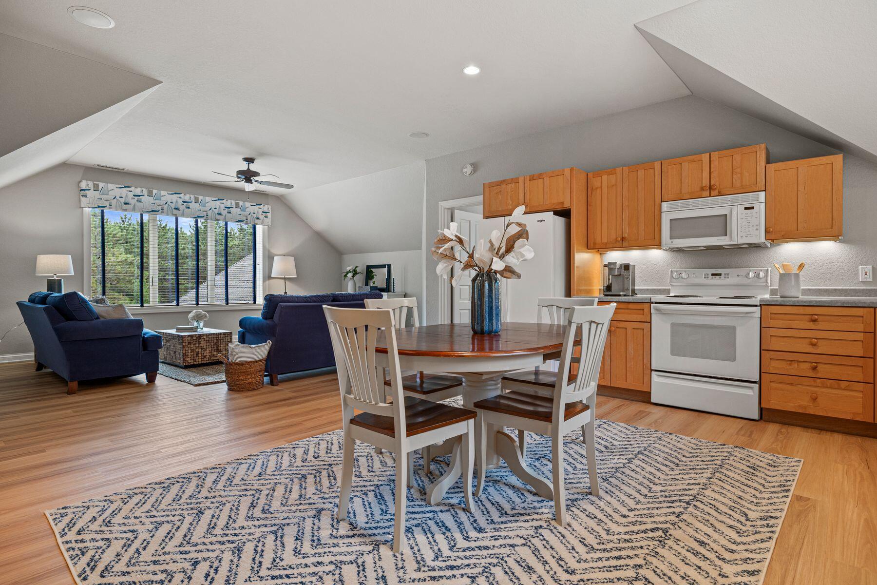1472 Council Hill Trl