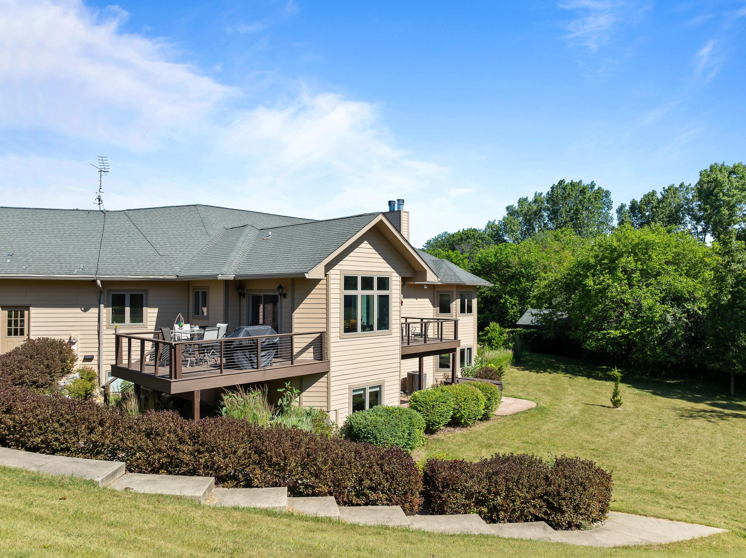 2575 Back Rd