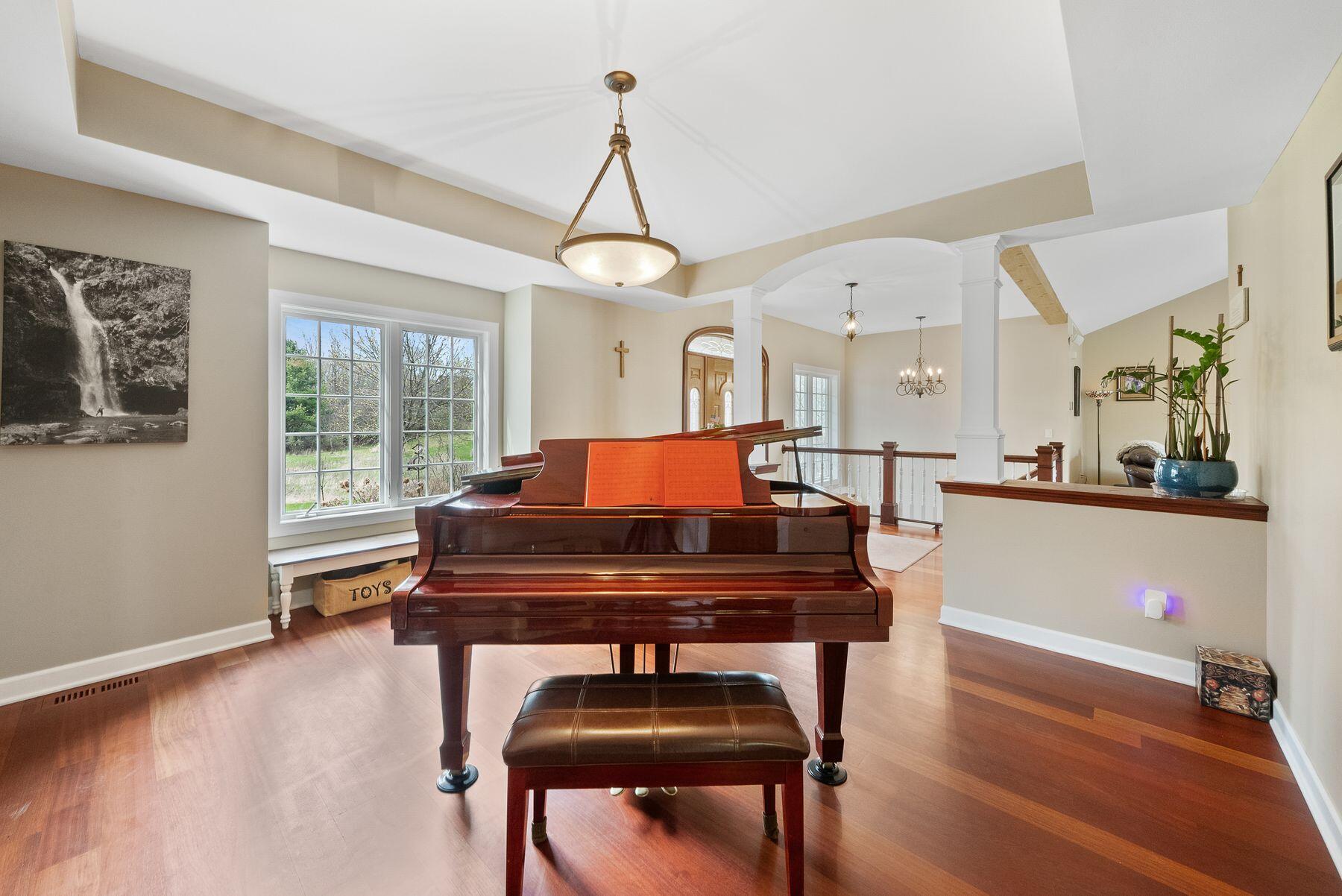 2575 Back Rd