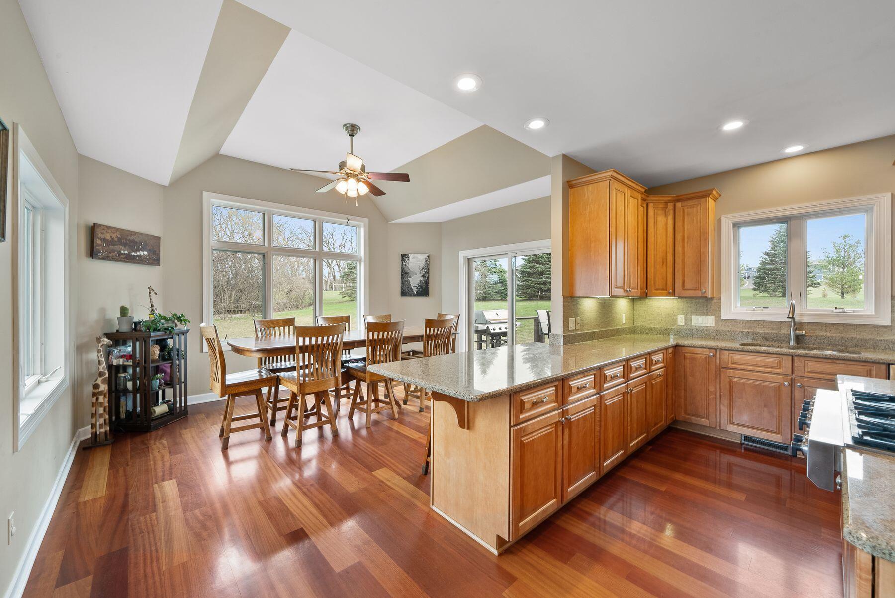 2575 Back Rd