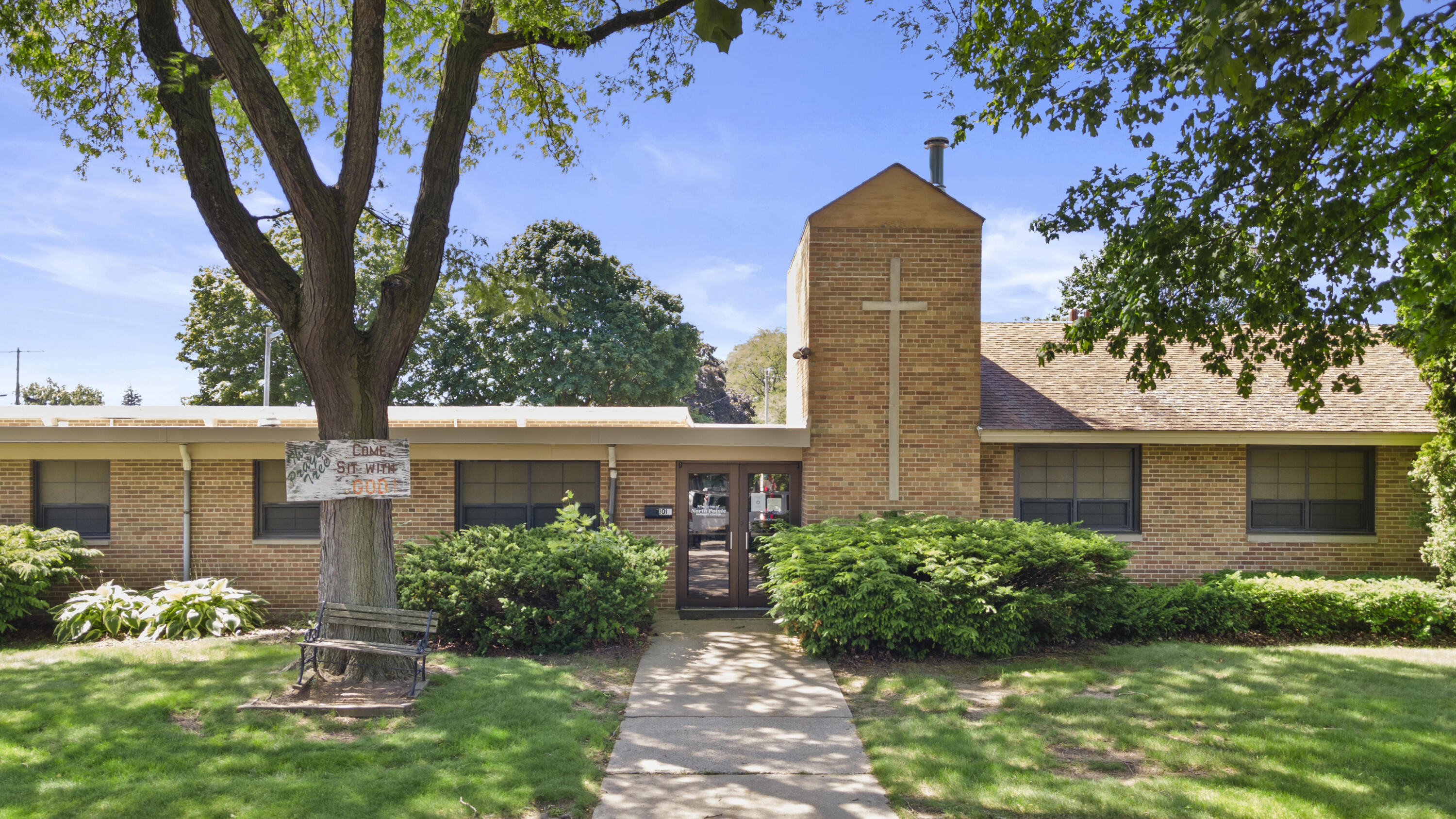 1013 Harmony Dr