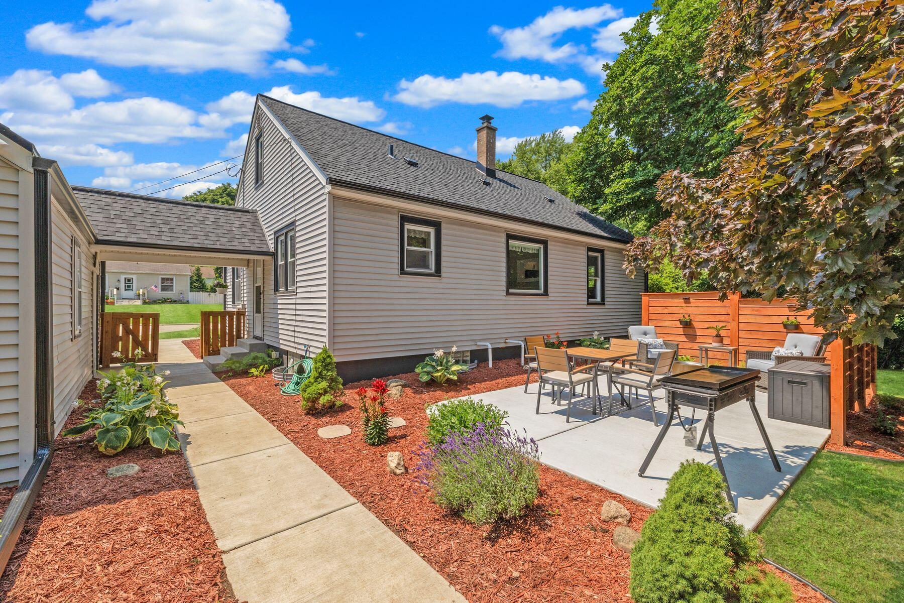 W168N9130 Falls Ave