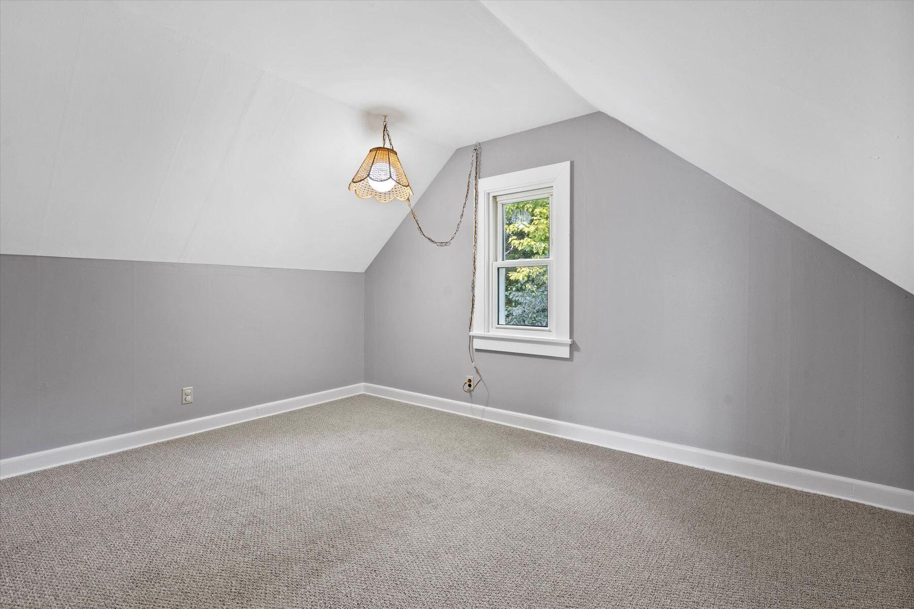 321 Palmer St