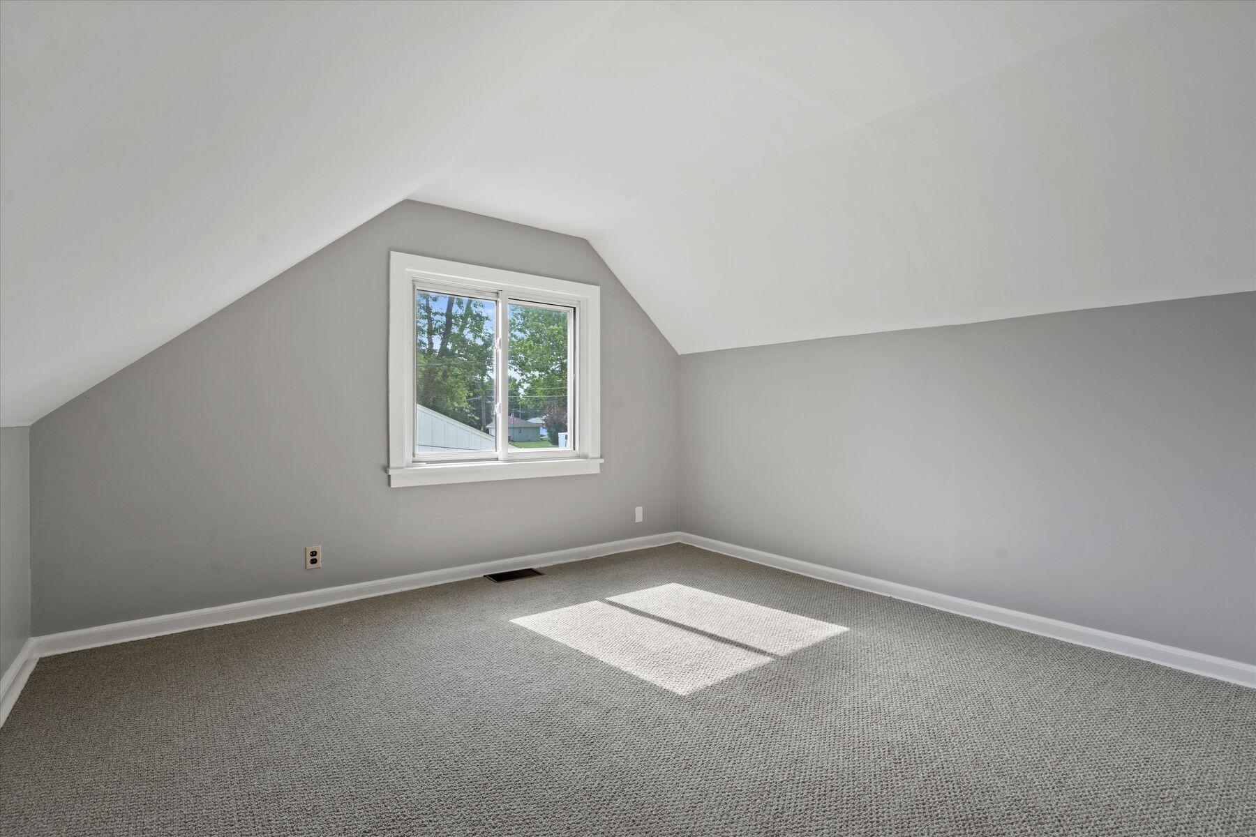 321 Palmer St