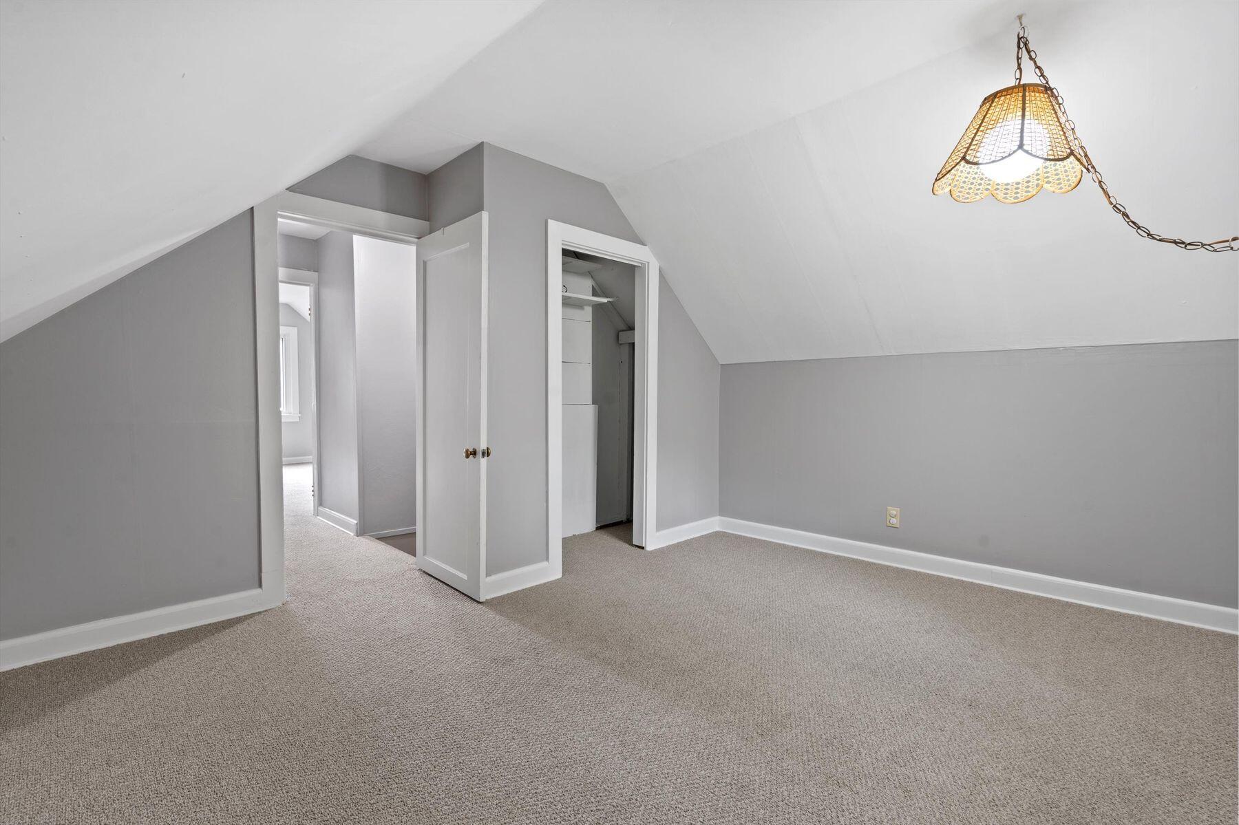 321 Palmer St
