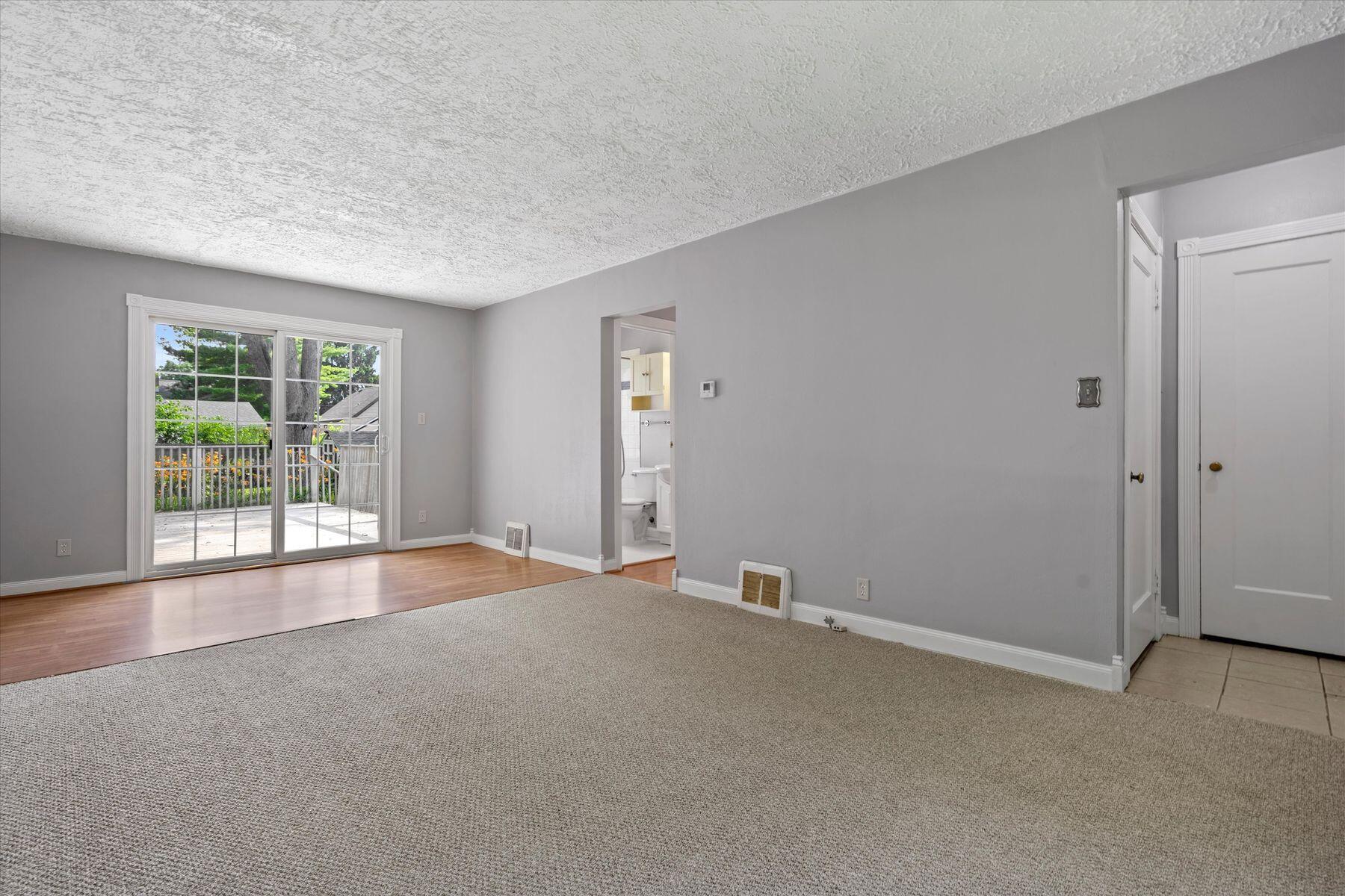 321 Palmer St