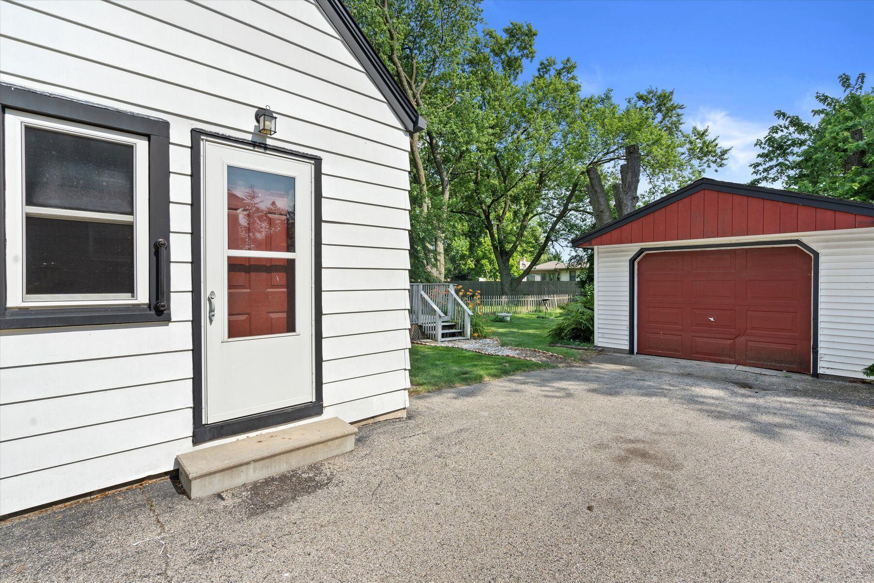 321 Palmer St