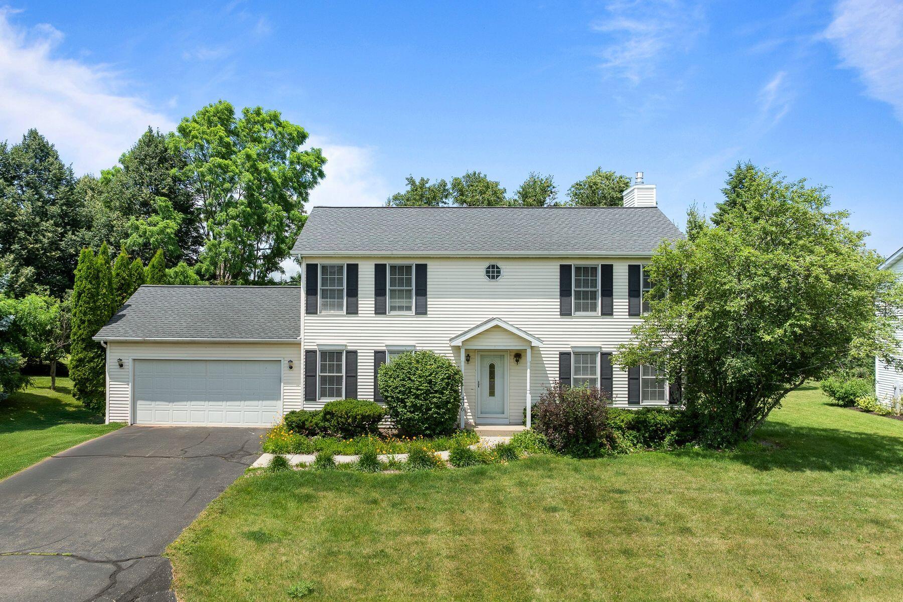 406 Lakewood Dr