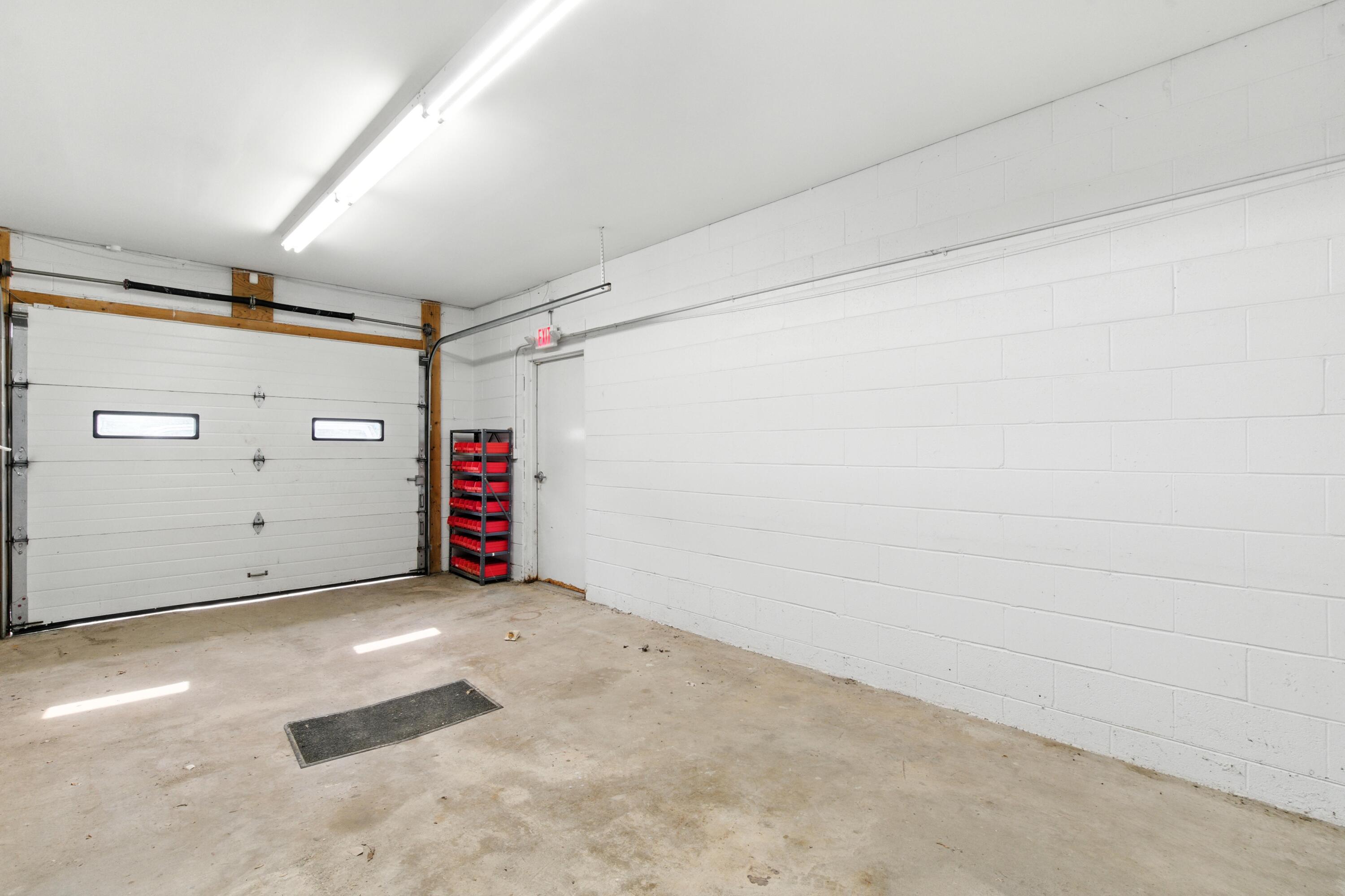 7922 N Port Washington Rd