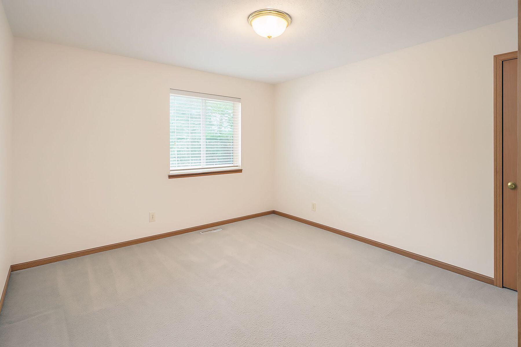 805 Devils Ln