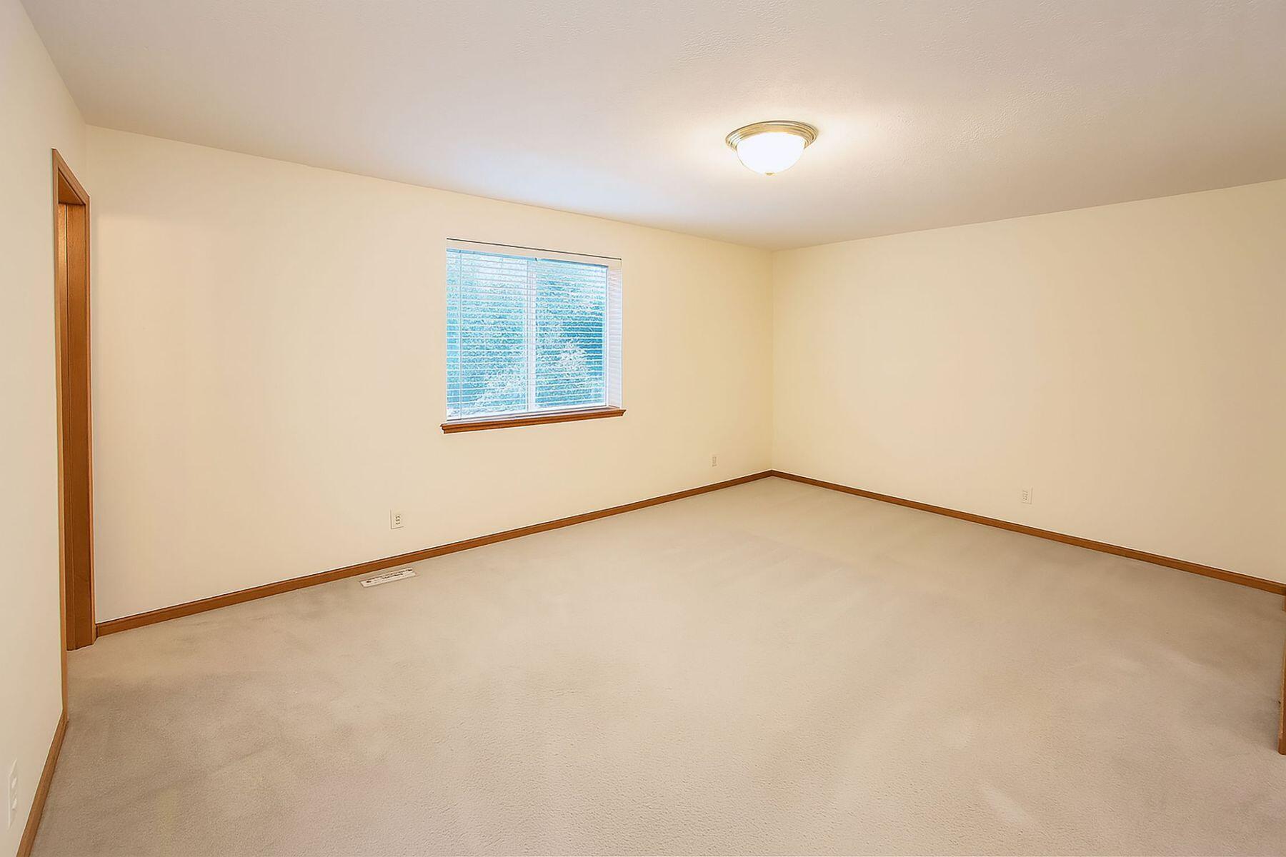 805 Devils Ln