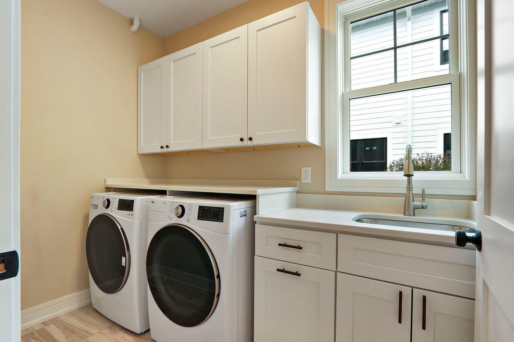 569 Mill St Unit: 1