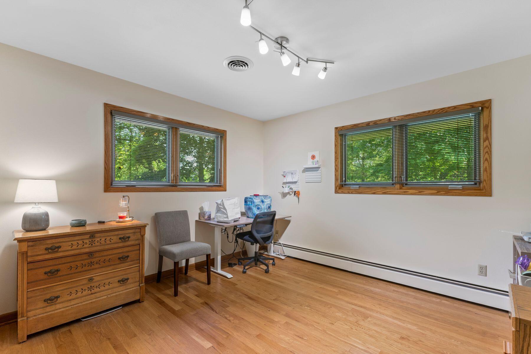 2500 Markridge Cir