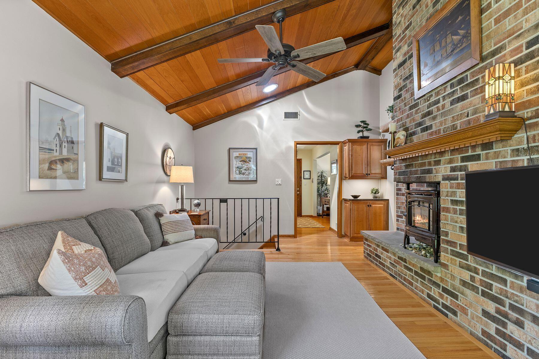 2500 Markridge Cir