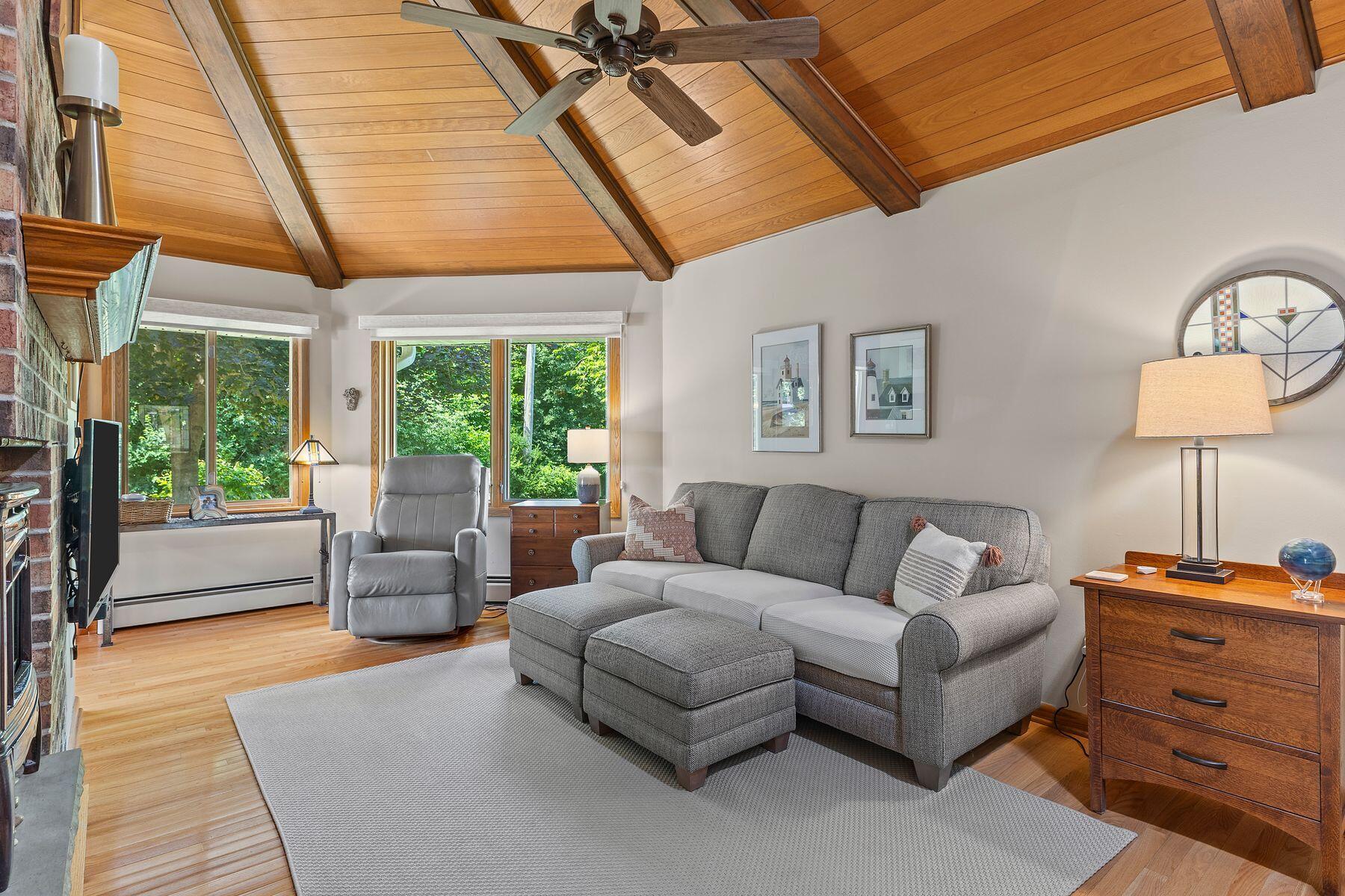 2500 Markridge Cir