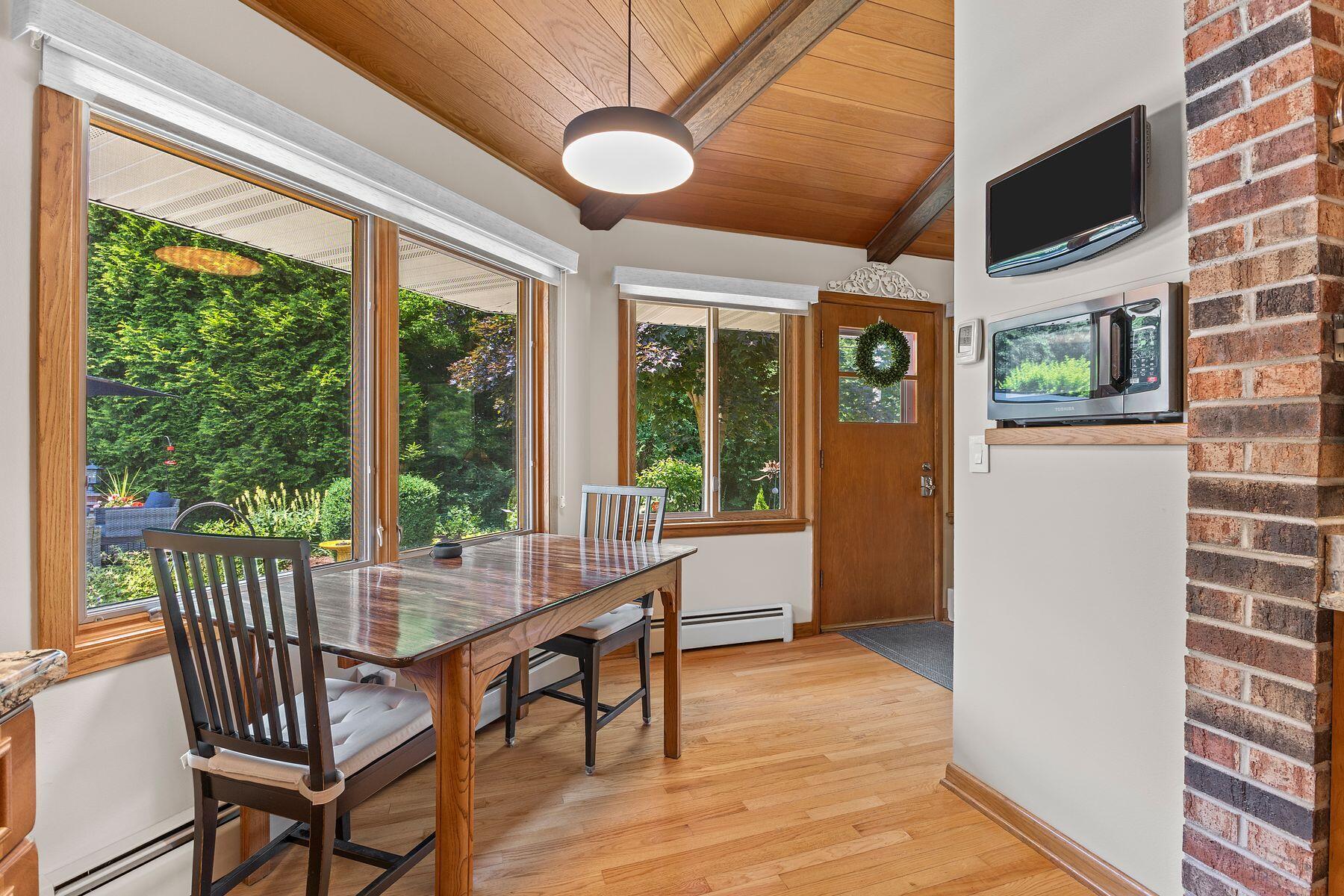 2500 Markridge Cir