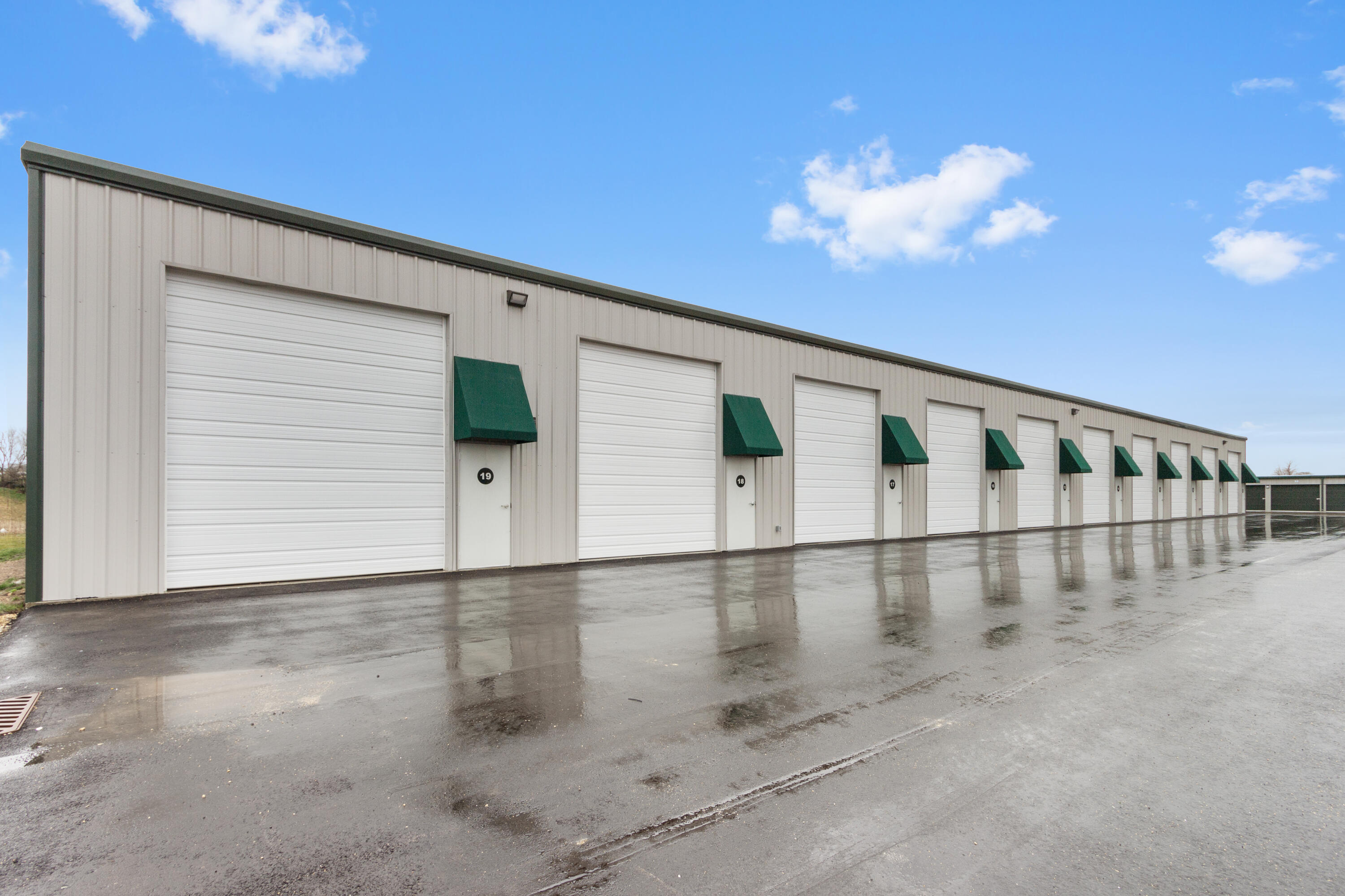 1251 Arthur Dr Unit: 18