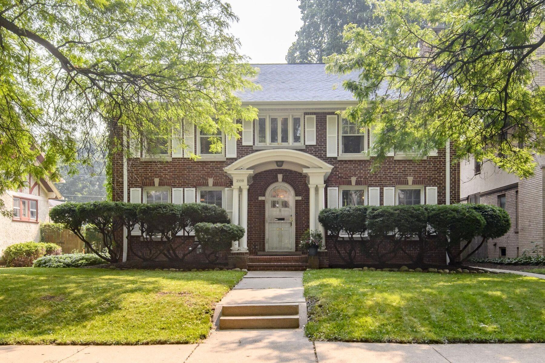 2550 N Grant Blvd