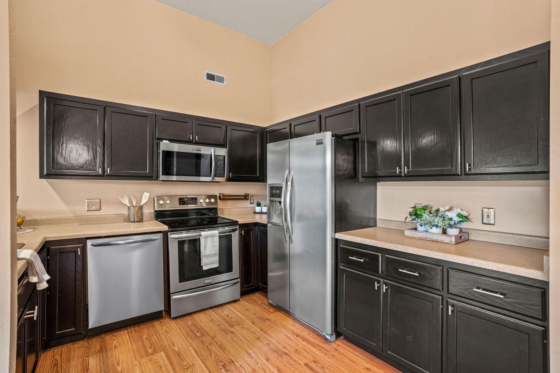 W241N2545 E Parkway Meadow Cir Unit: 7