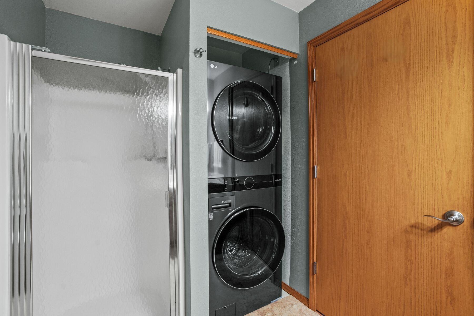 W241N2545 E Parkway Meadow Cir Unit: 7