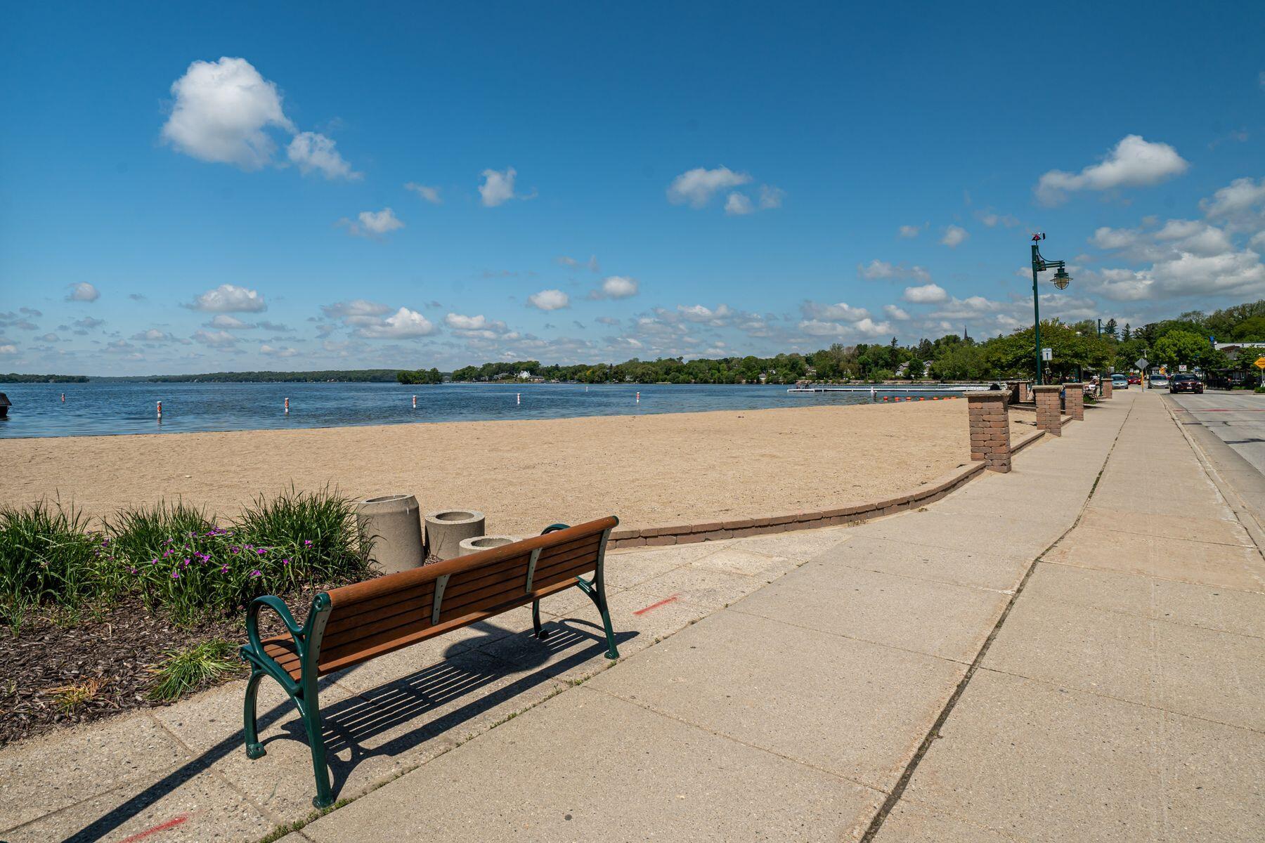 W241N2545 E Parkway Meadow Cir Unit: 7