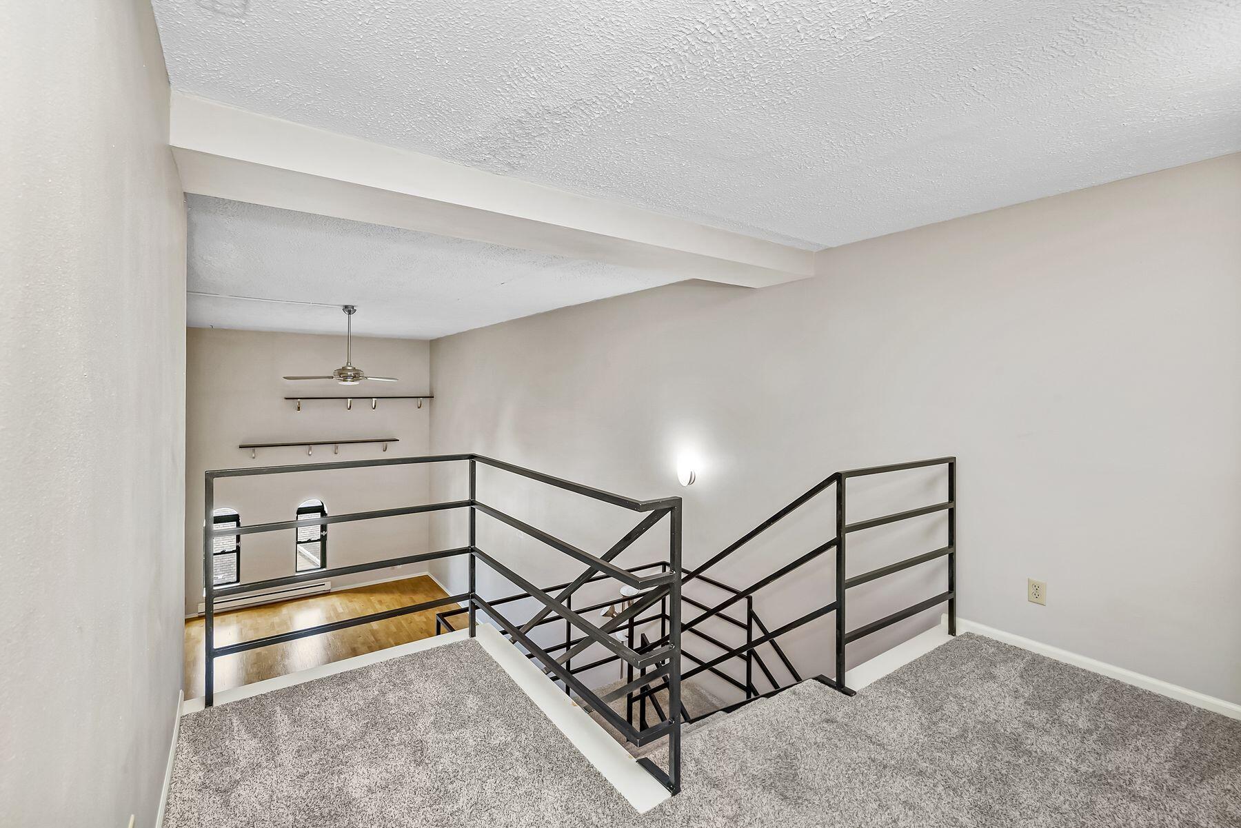 270 E Highland Ave Unit: 1023